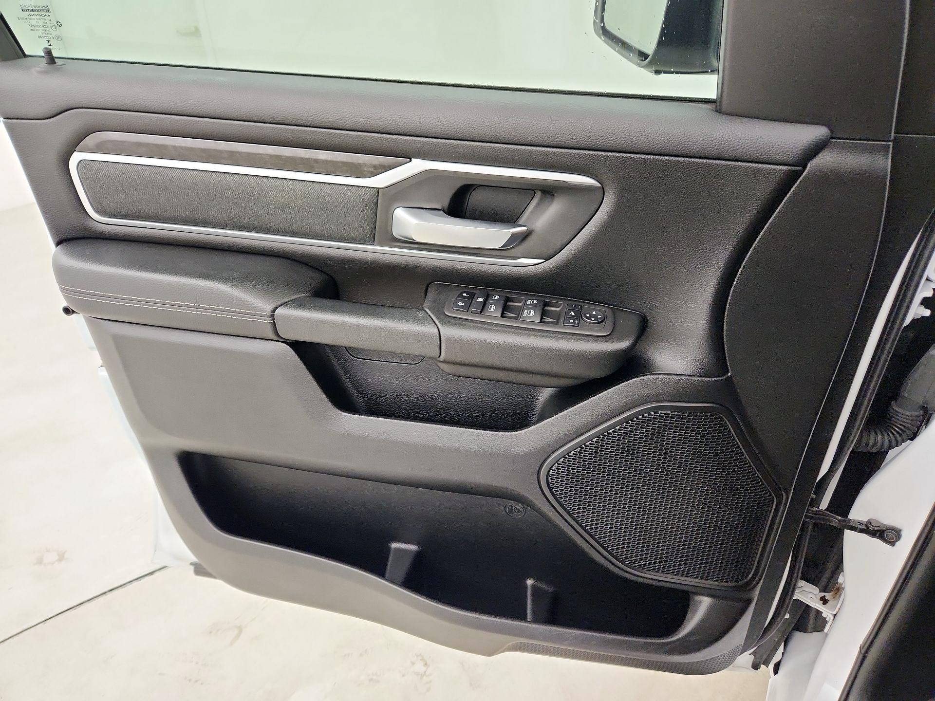 Thumbnail: 2023 RAM 1500 - 10