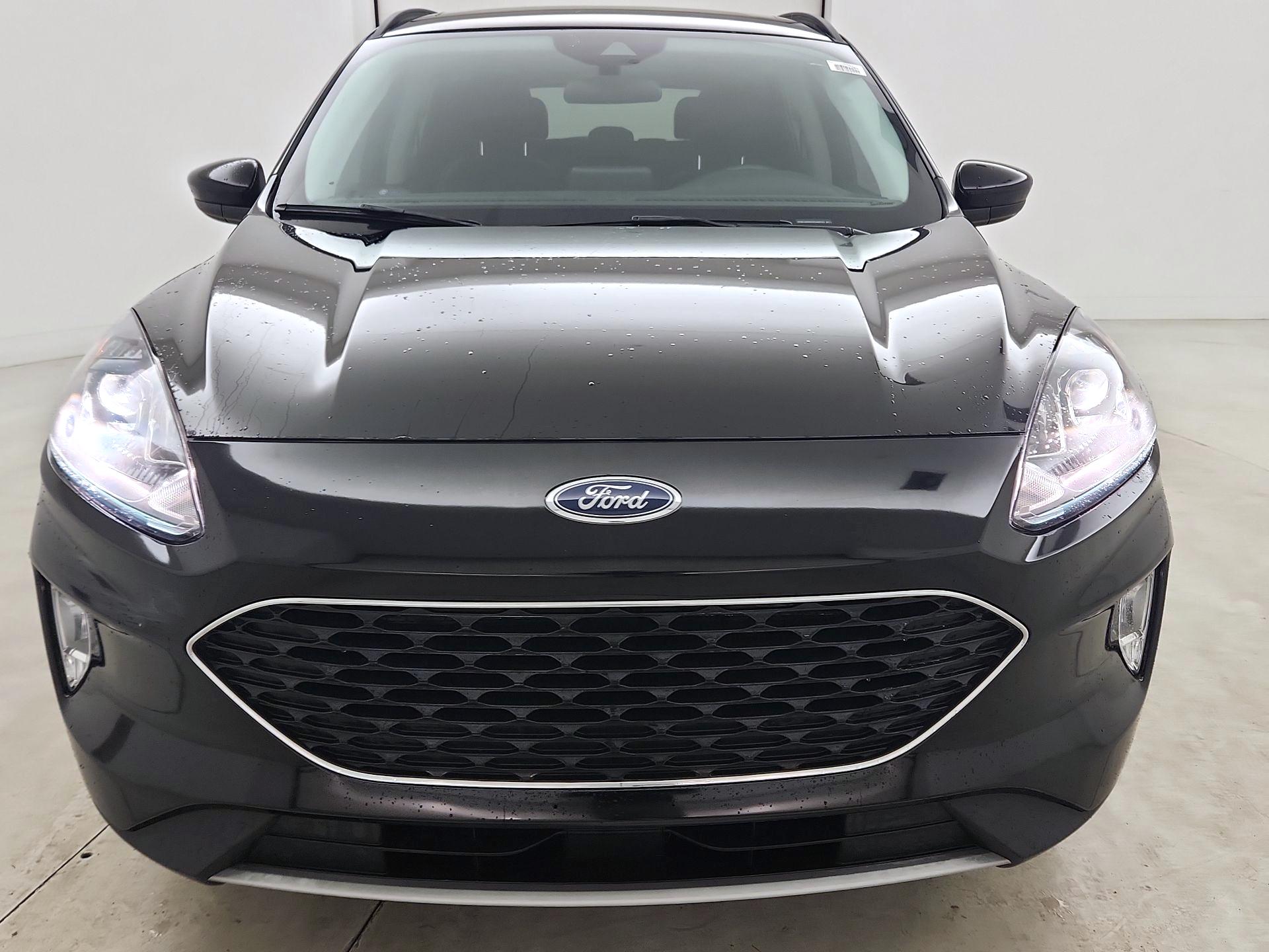 Thumbnail: 2022 Ford Escape - 2