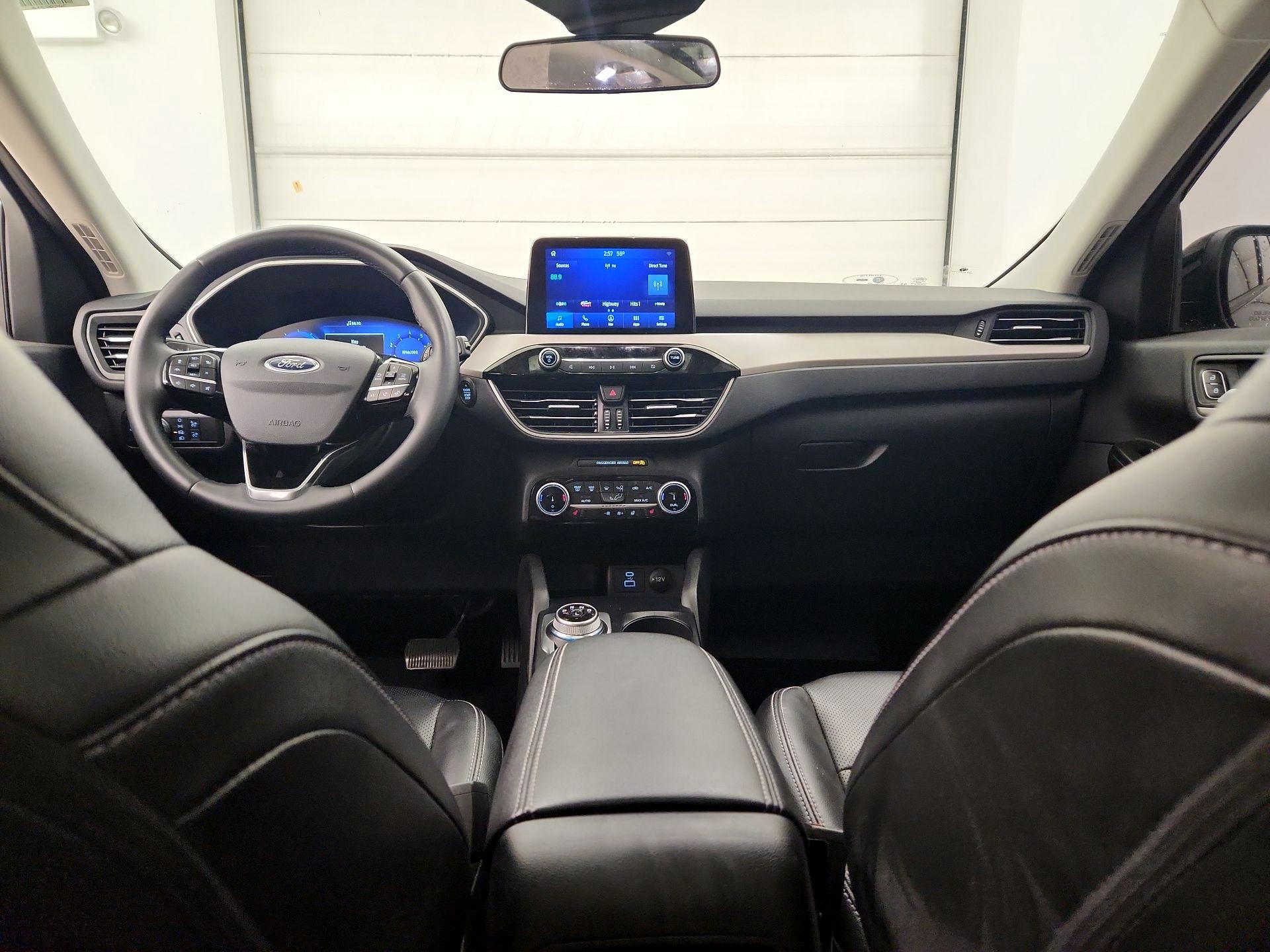 Thumbnail: 2022 Ford Escape - 8