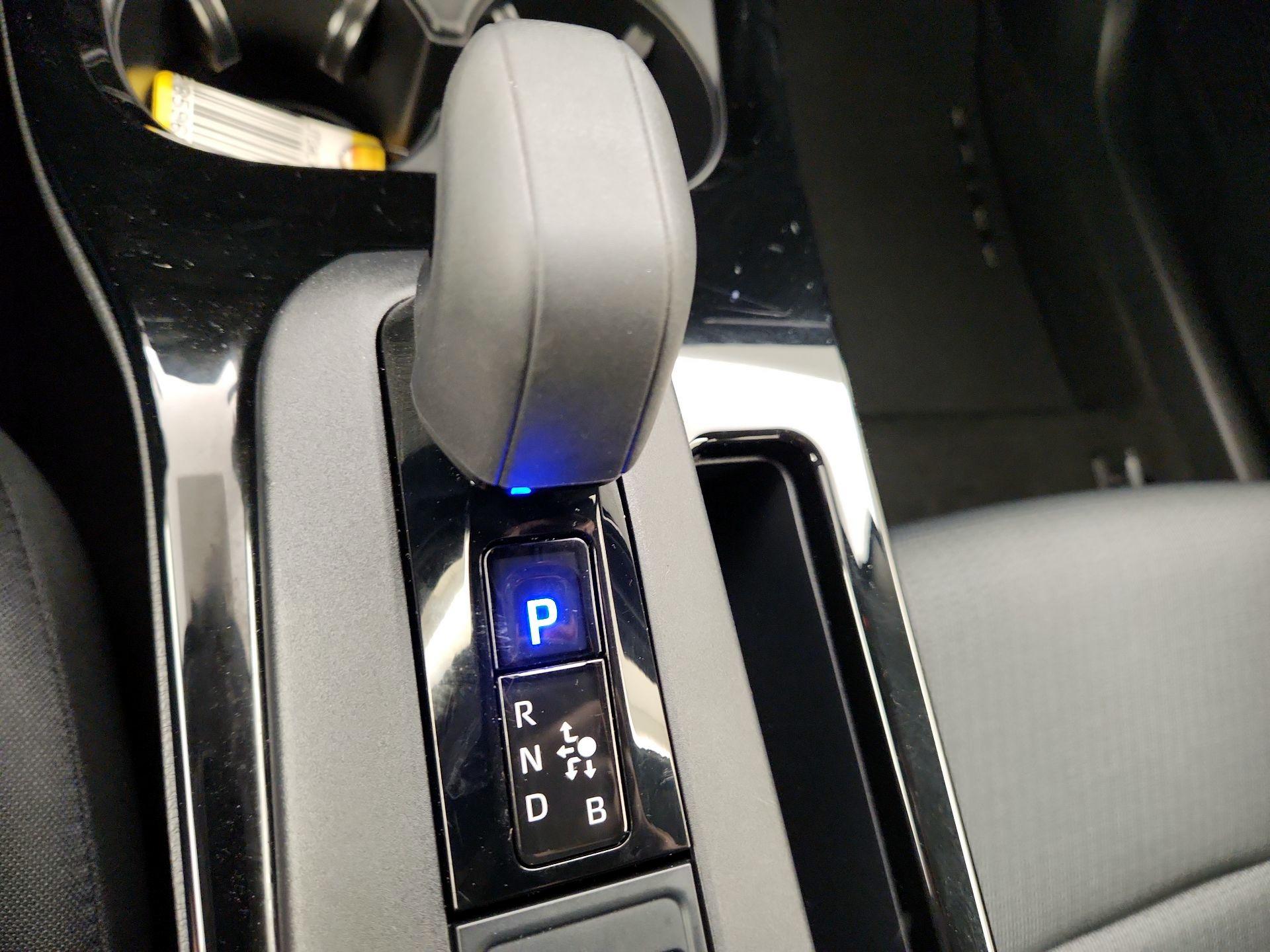 Thumbnail: 2024 Toyota Prius - 15