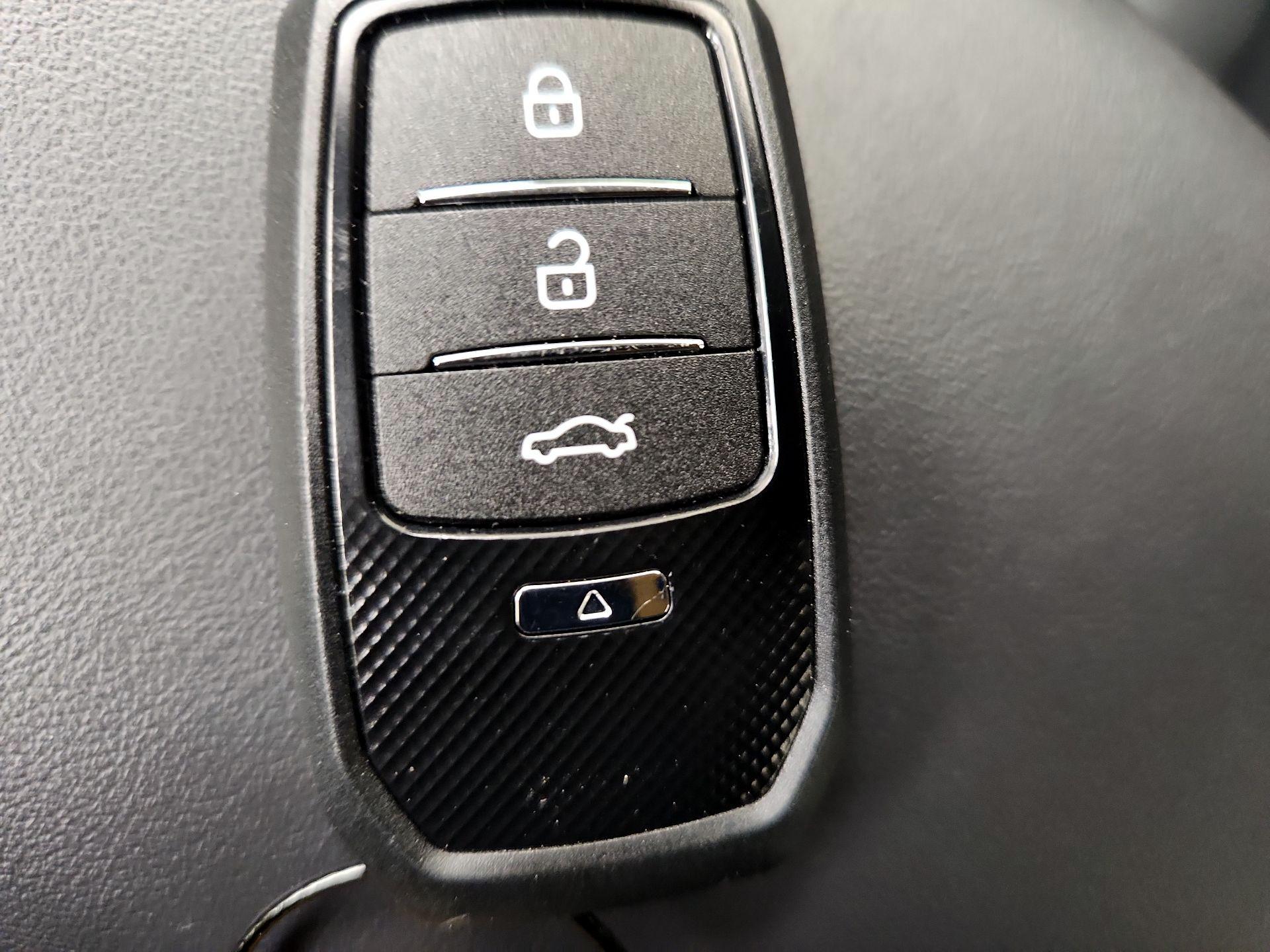 Thumbnail: 2024 Toyota Prius - 20