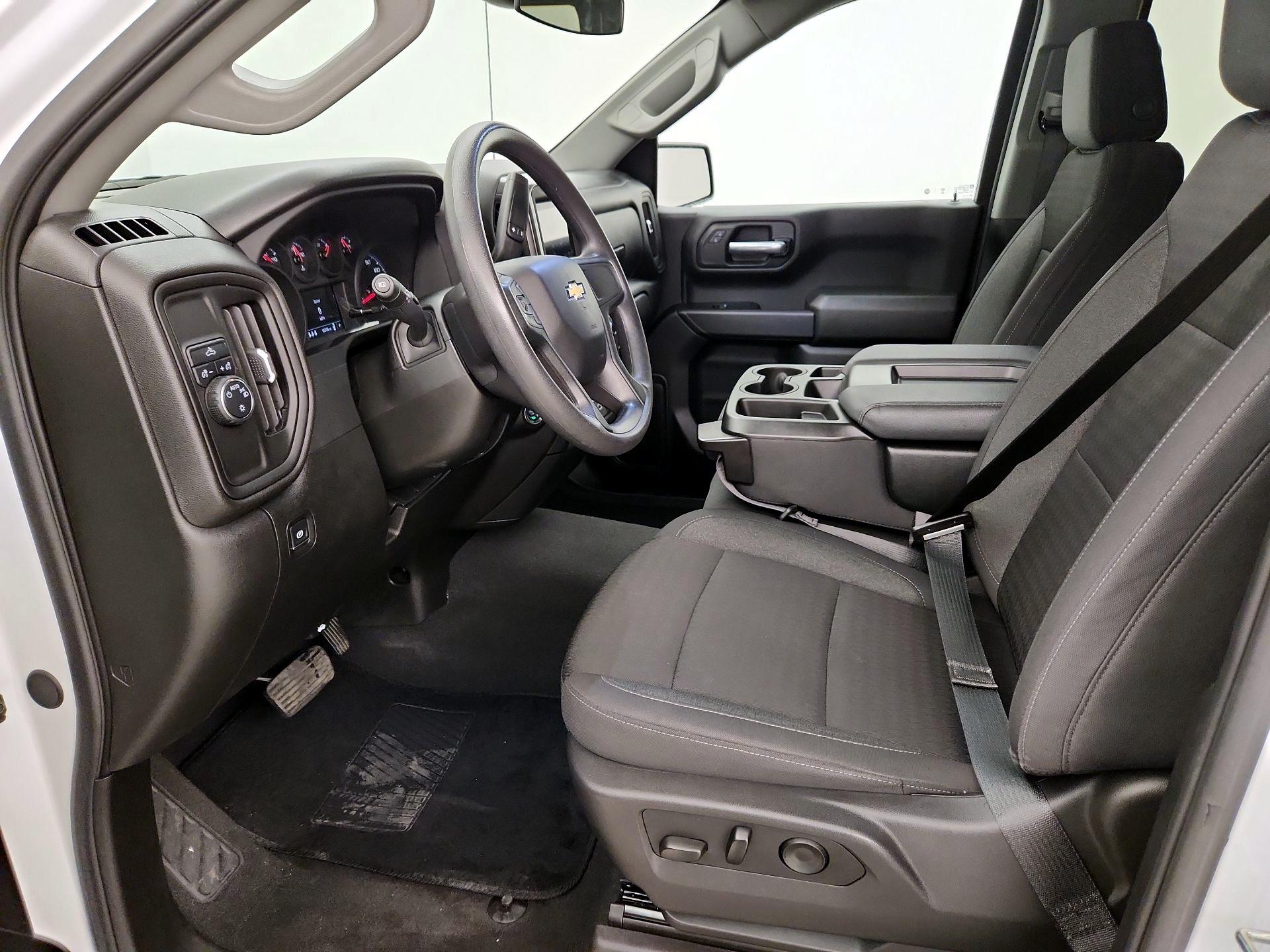 Thumbnail: 2025 Chevrolet Silverado 1500 - 9