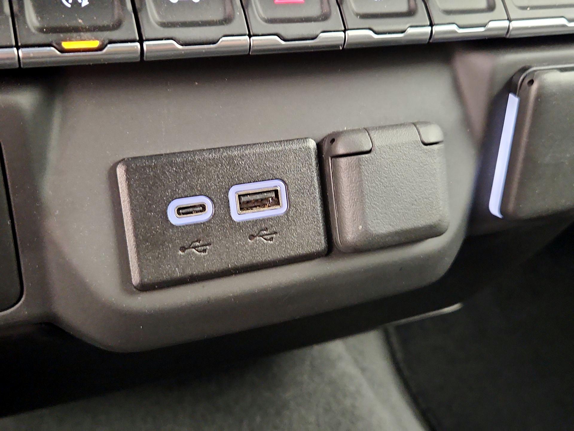 Thumbnail: 2025 Chevrolet Silverado 1500 - 16