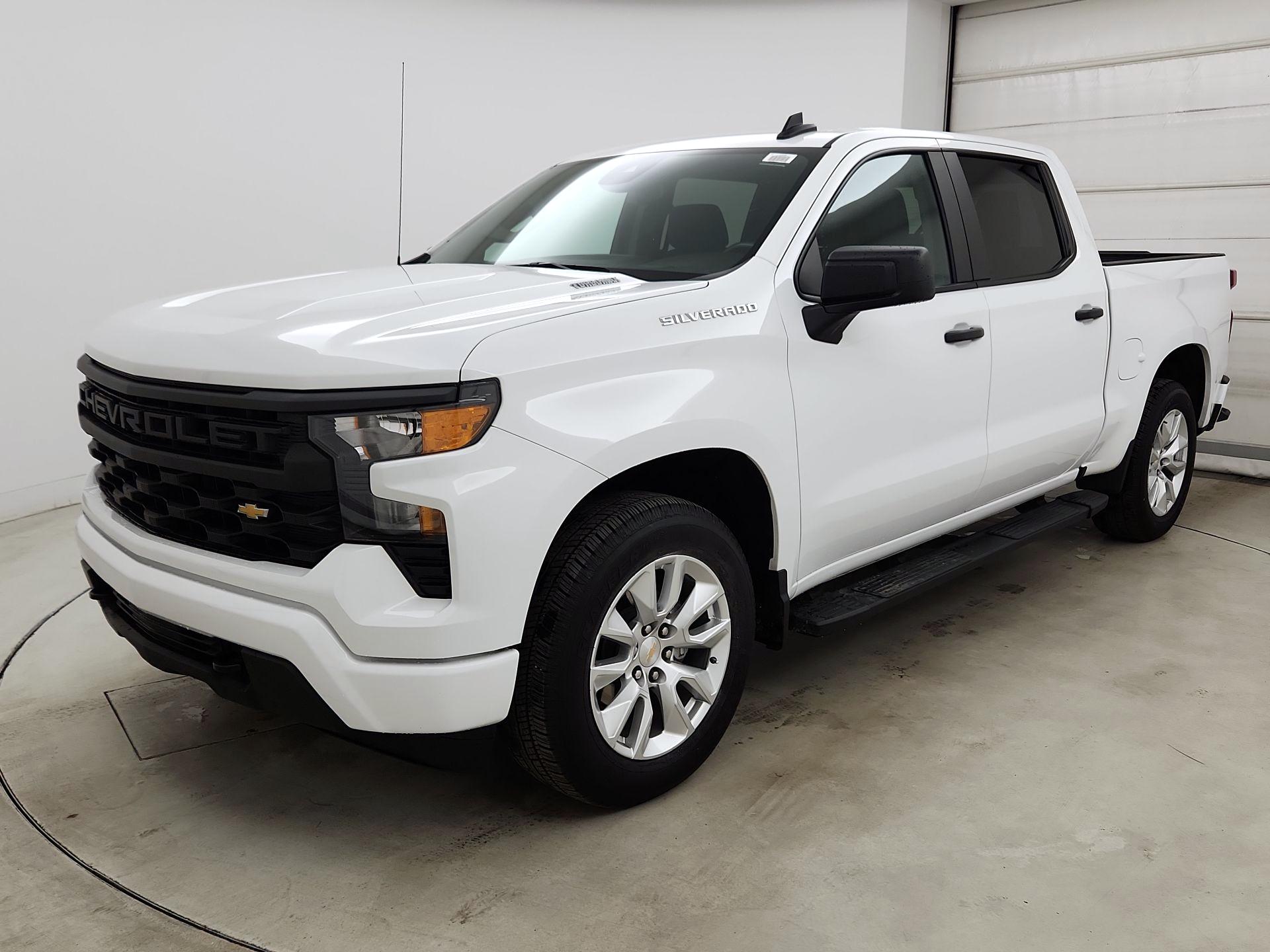 Thumbnail: 2025 Chevrolet Silverado 1500 - 3