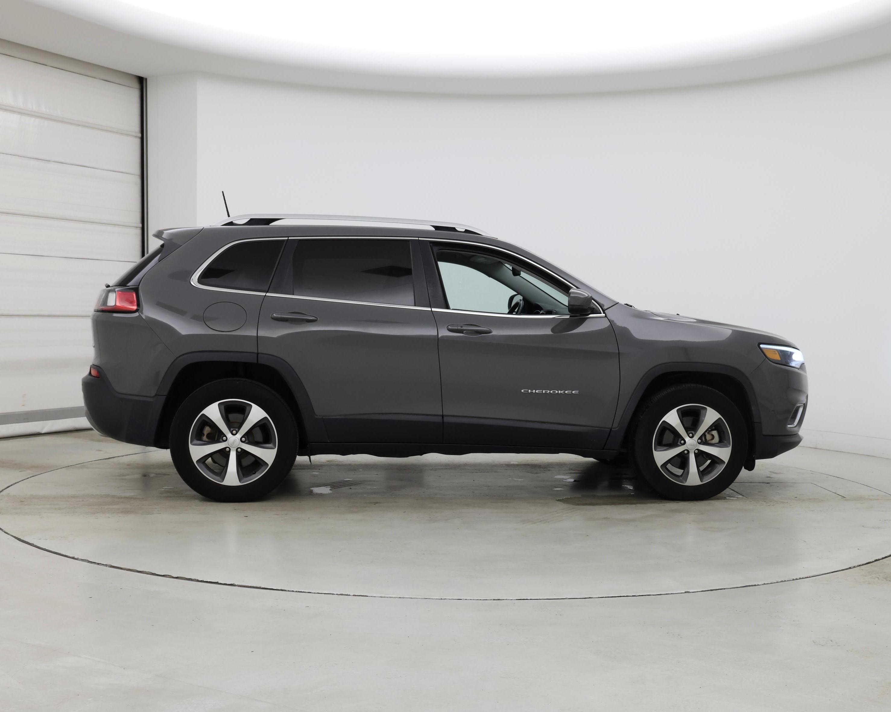 Thumbnail: 2020 Jeep Cherokee - 7