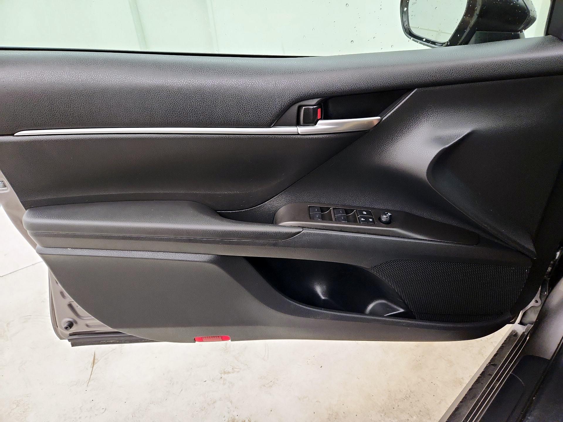 Thumbnail: 2024 Toyota Camry - 10