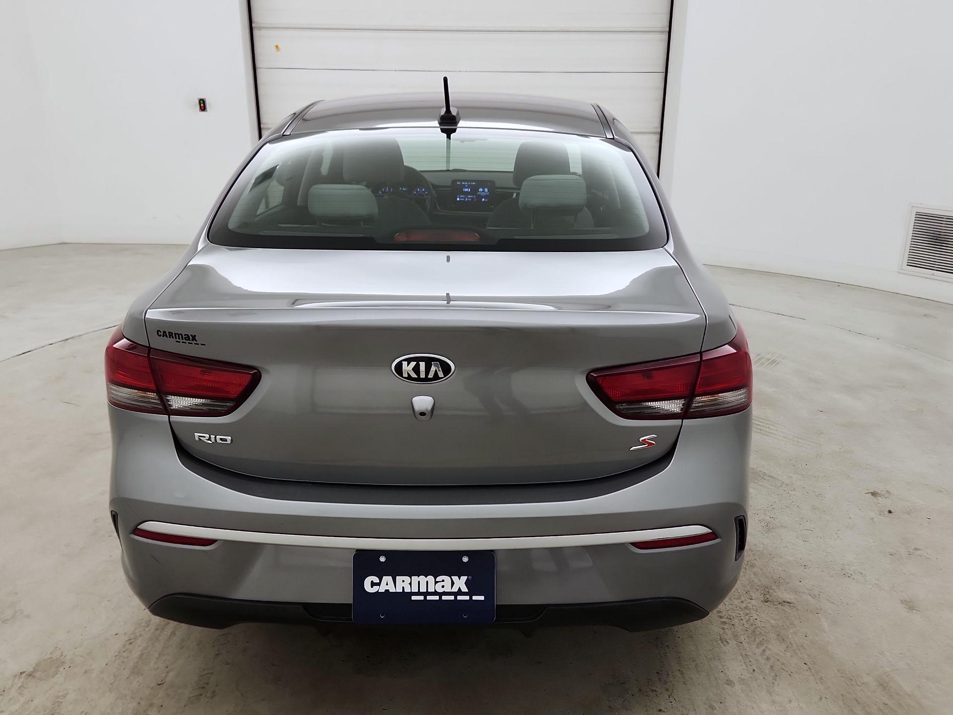 Thumbnail: 2021 Kia Rio - 6