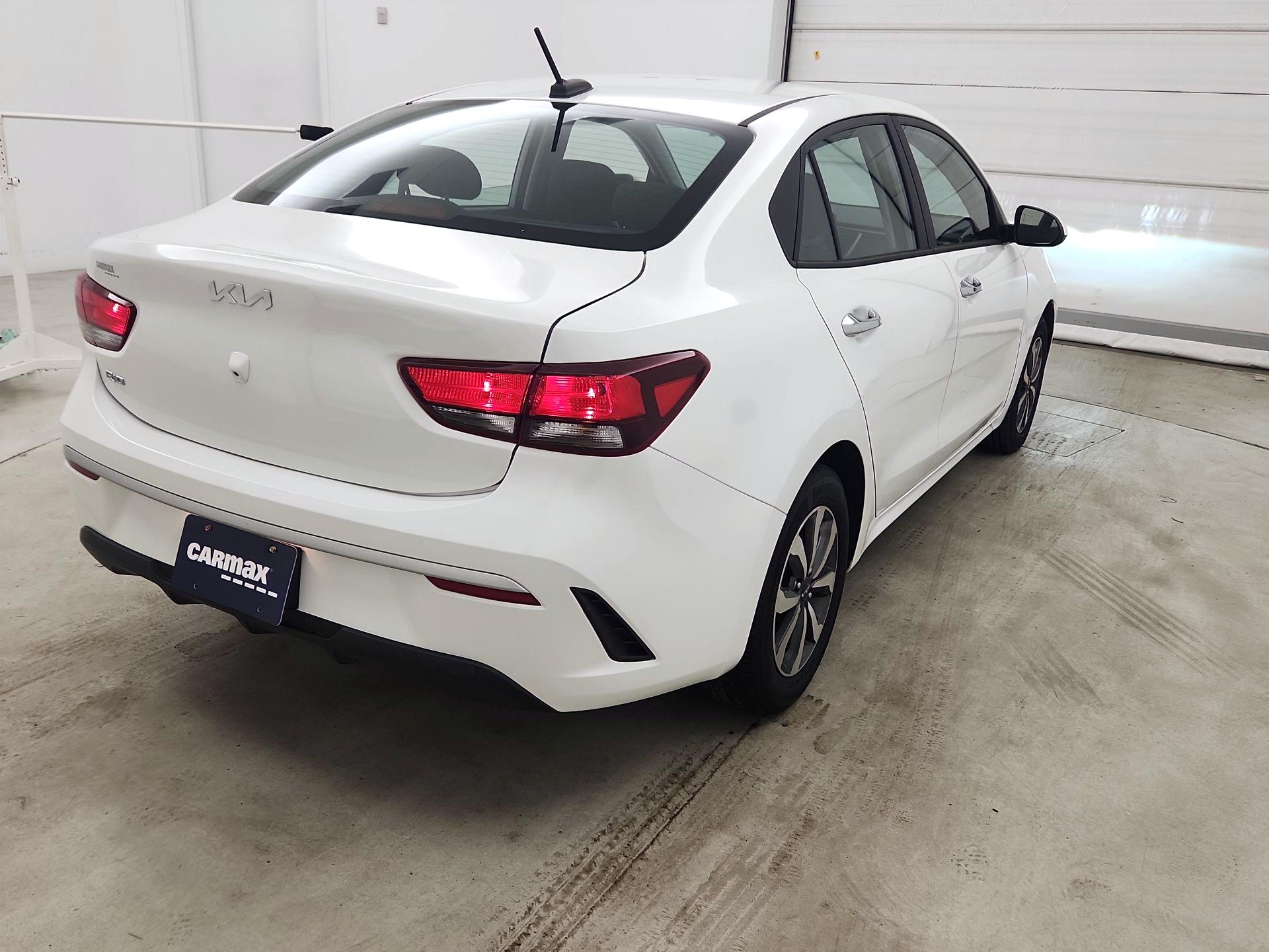 Thumbnail: 2023 Kia Rio - 5