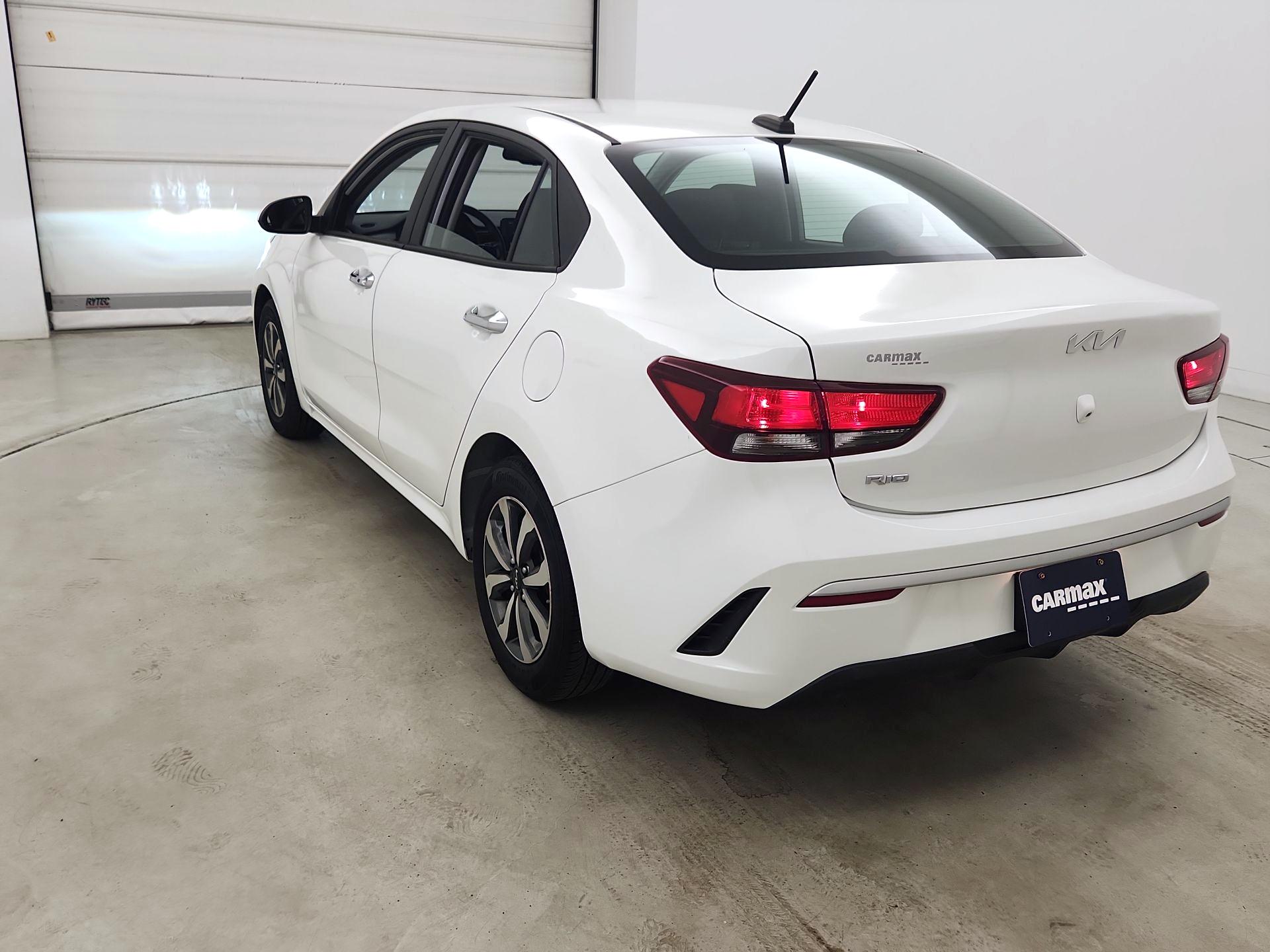 Thumbnail: 2023 Kia Rio - 7