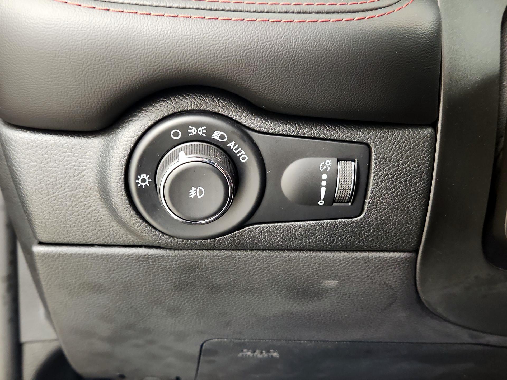 Thumbnail: 2023 Dodge Durango - 11