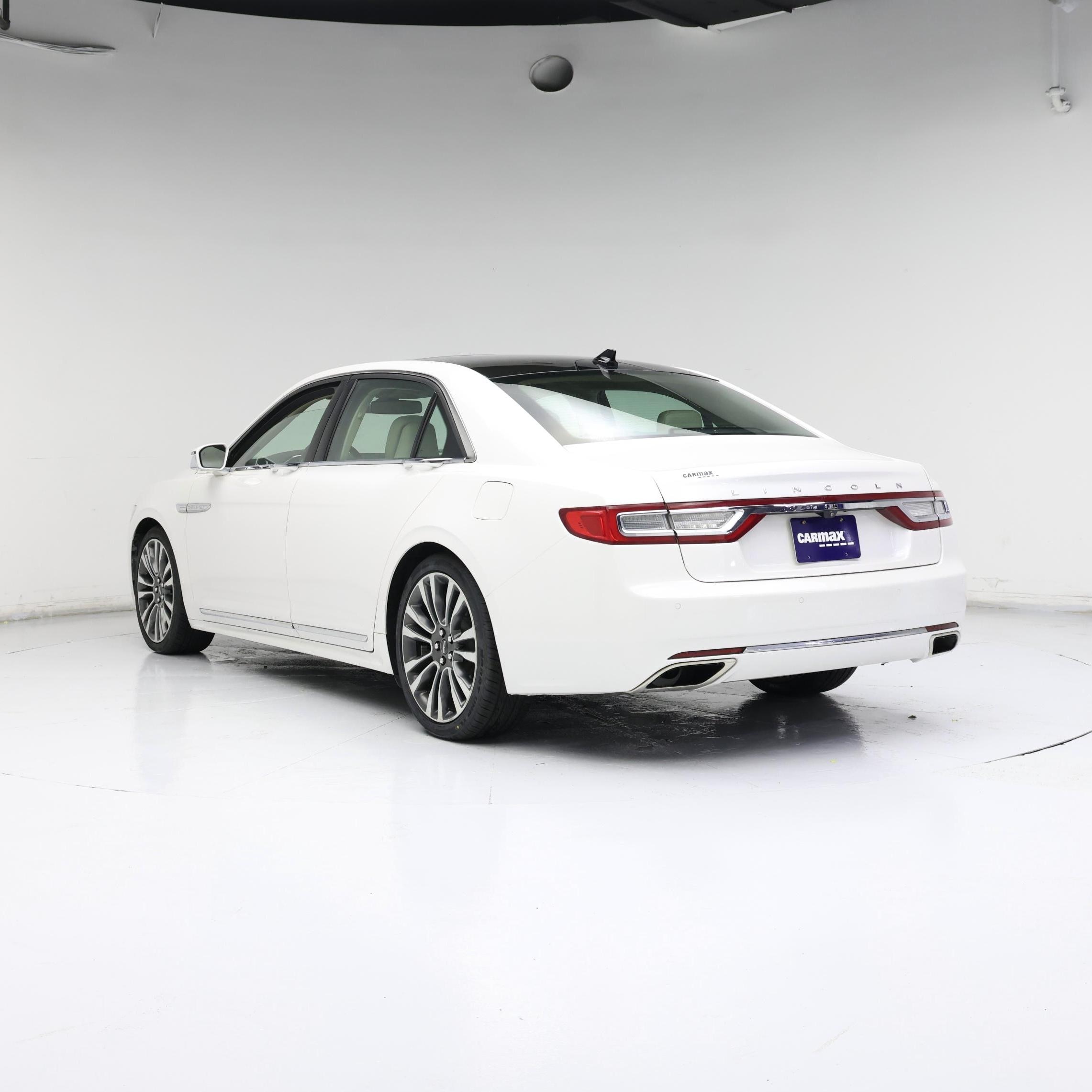 Thumbnail: 2018 Lincoln Continental - 2