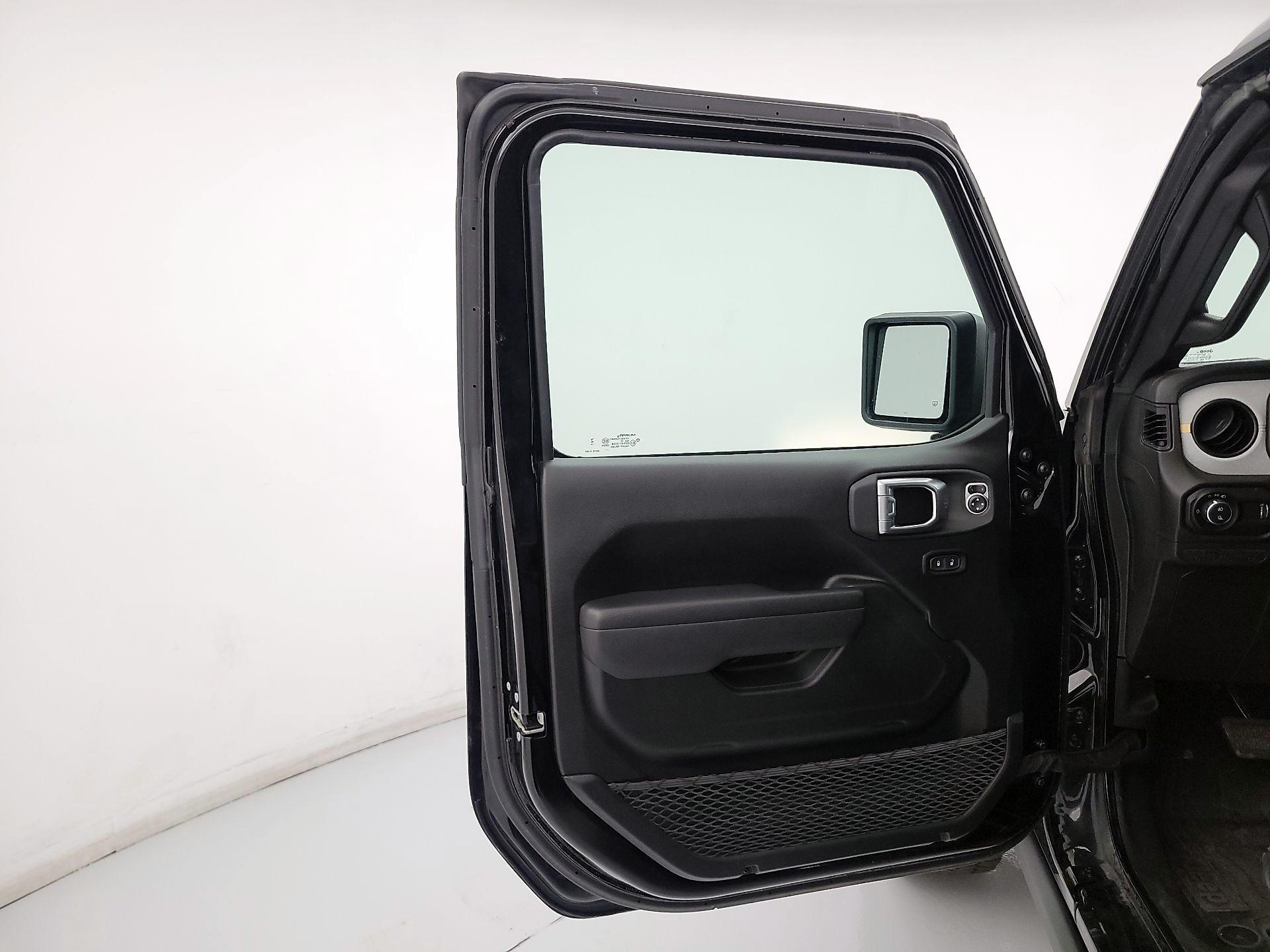 Thumbnail: 2024 Jeep Gladiator - 12