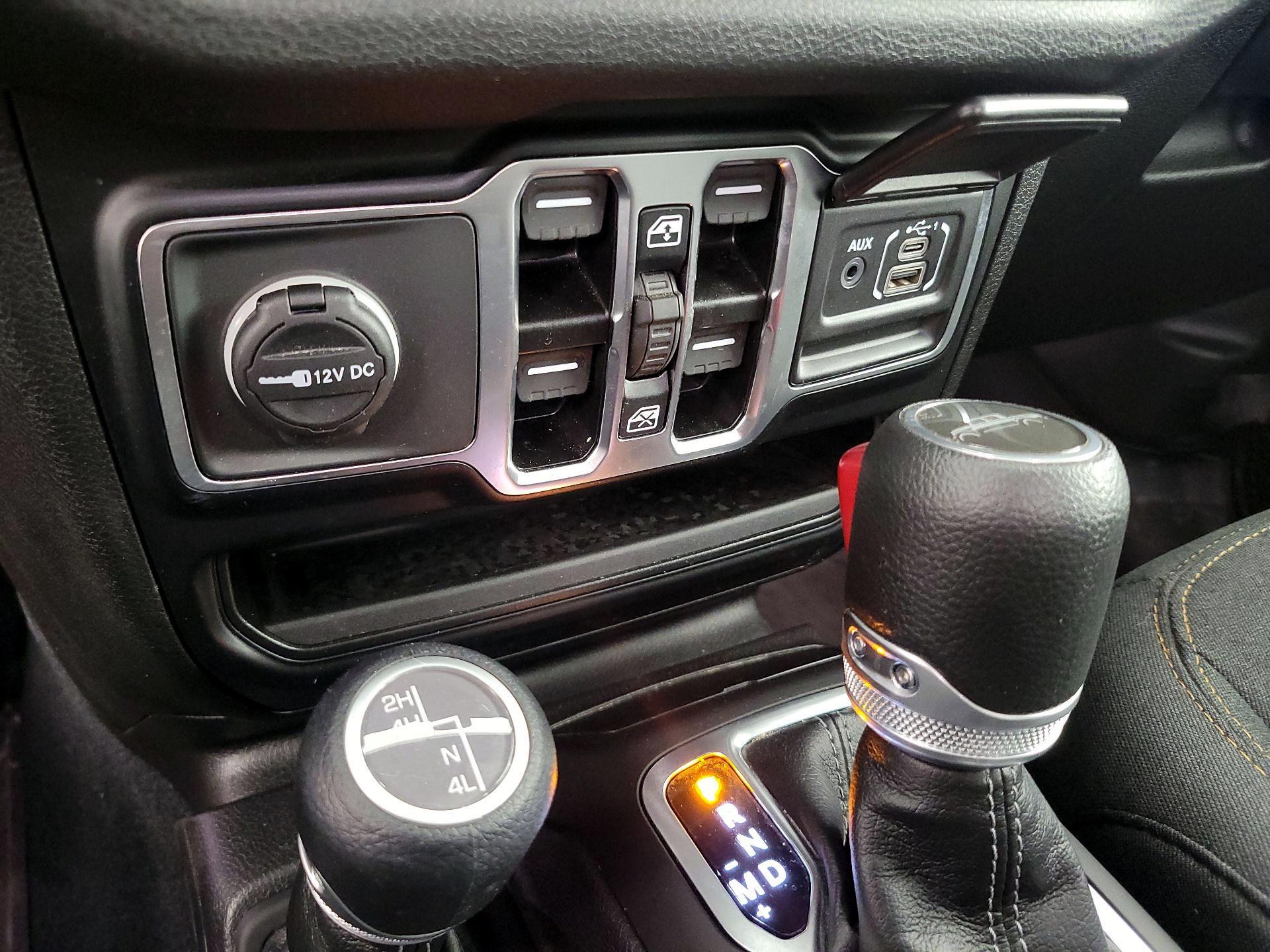 Thumbnail: 2024 Jeep Gladiator - 18