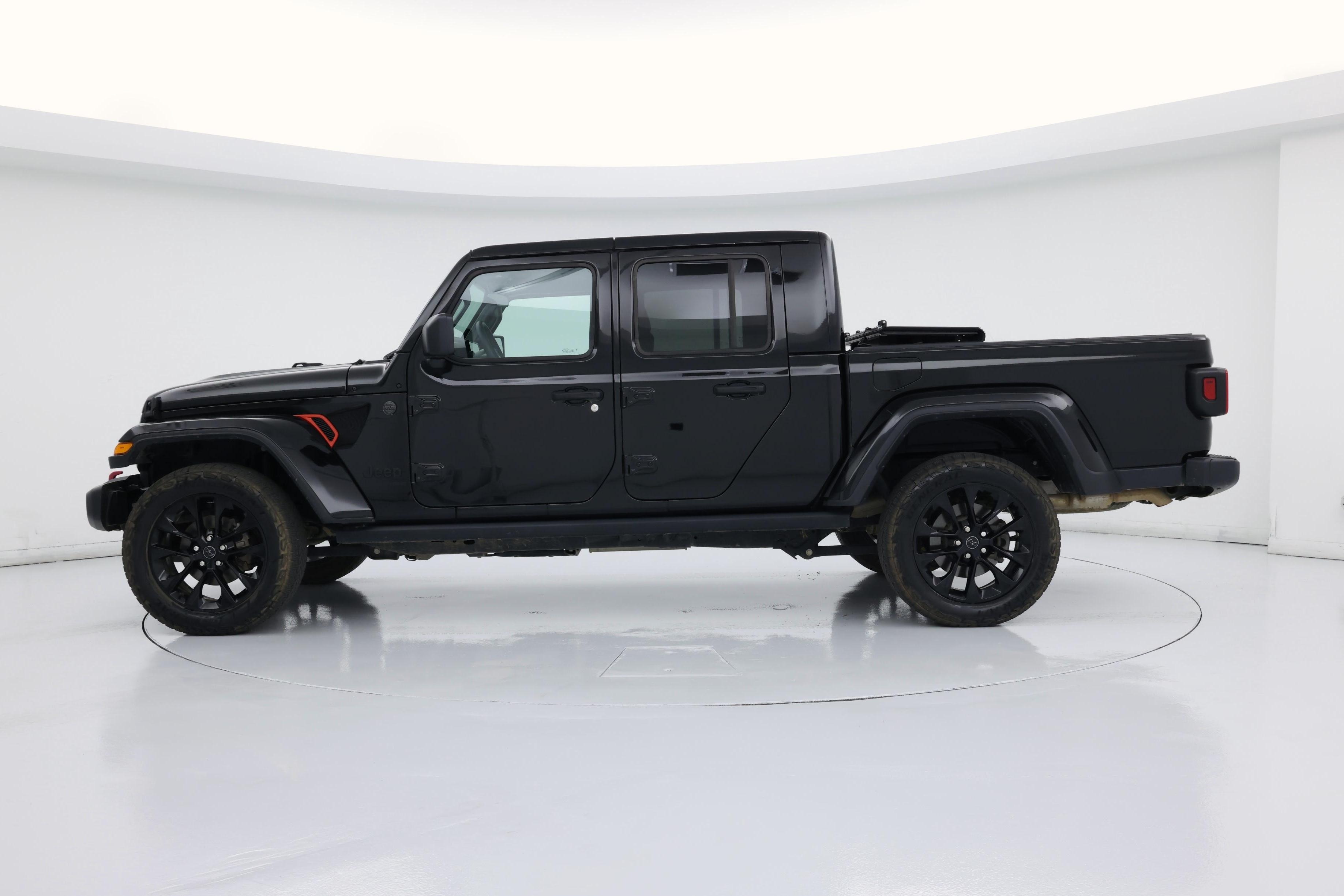 Thumbnail: 2024 Jeep Gladiator - 3