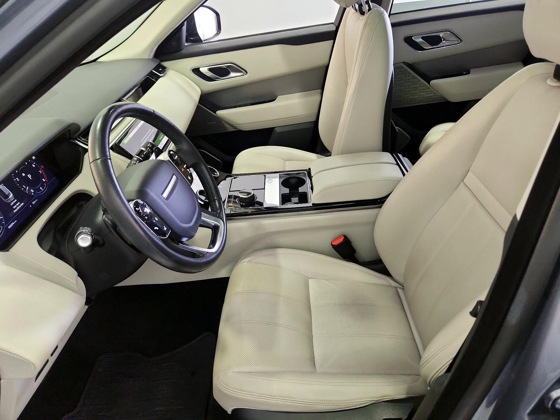 Thumbnail: 2018 Land Rover Range Rover Velar - 11