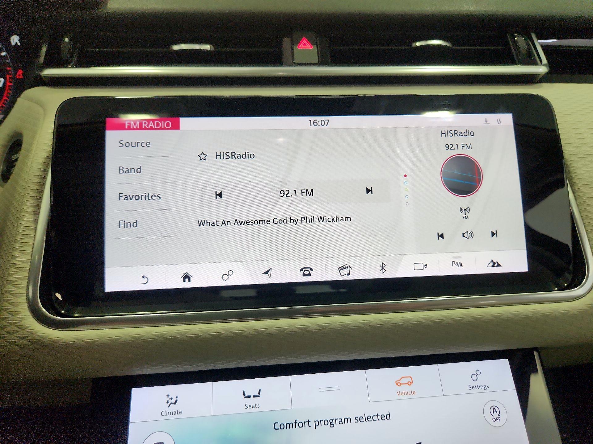 Thumbnail: 2018 Land Rover Range Rover Velar - 15