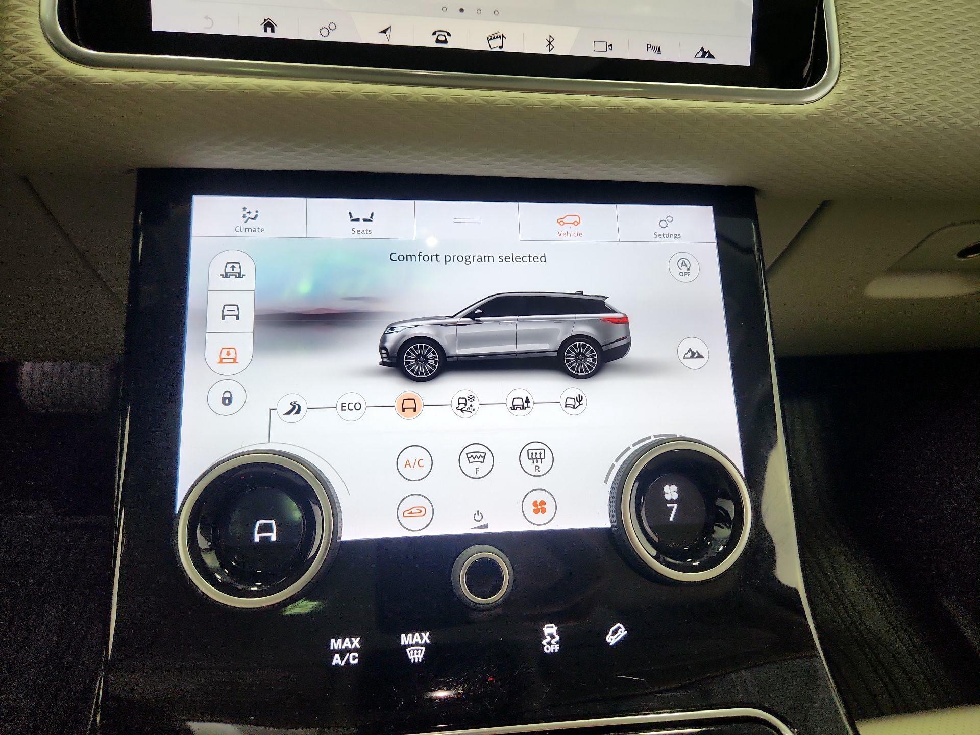 Thumbnail: 2018 Land Rover Range Rover Velar - 16