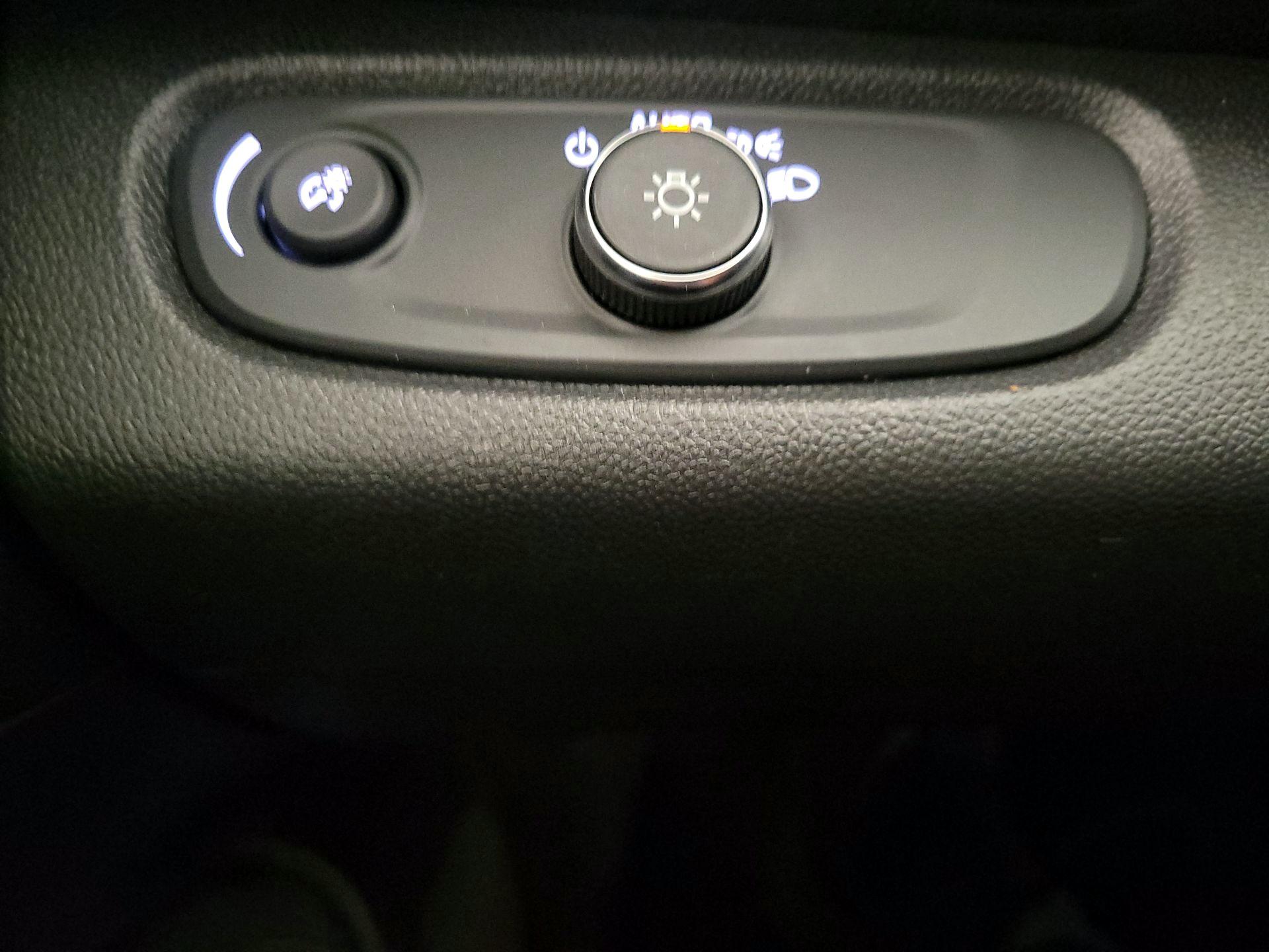 Thumbnail: 2025 Buick Envista - 13