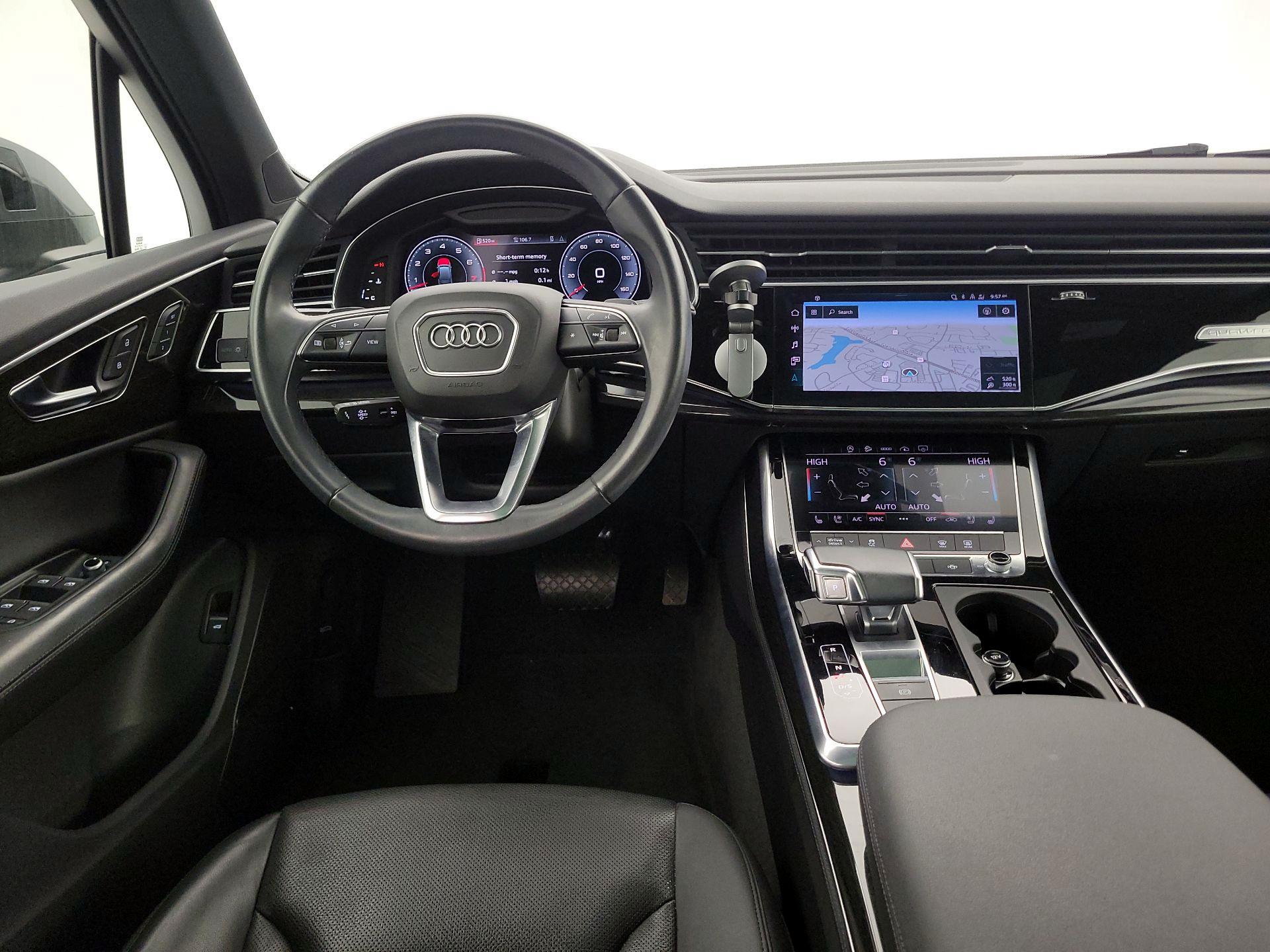 Thumbnail: 2021 Audi Q7 - 10