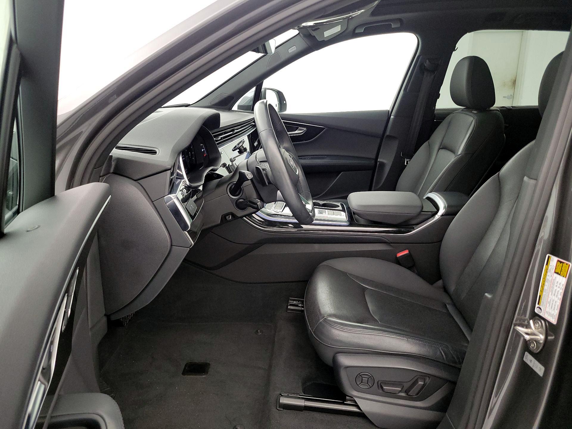 Thumbnail: 2021 Audi Q7 - 11