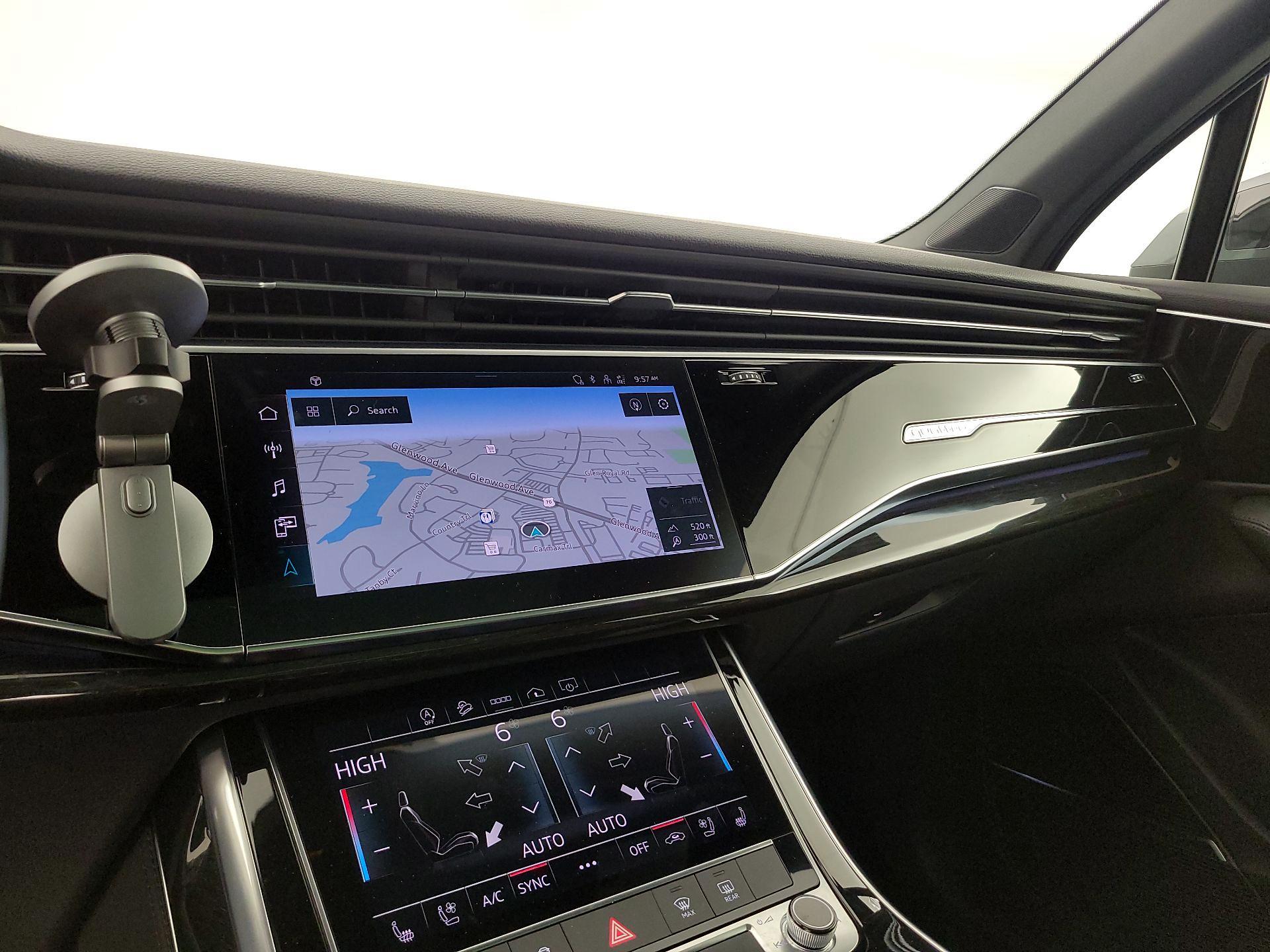 Thumbnail: 2021 Audi Q7 - 14