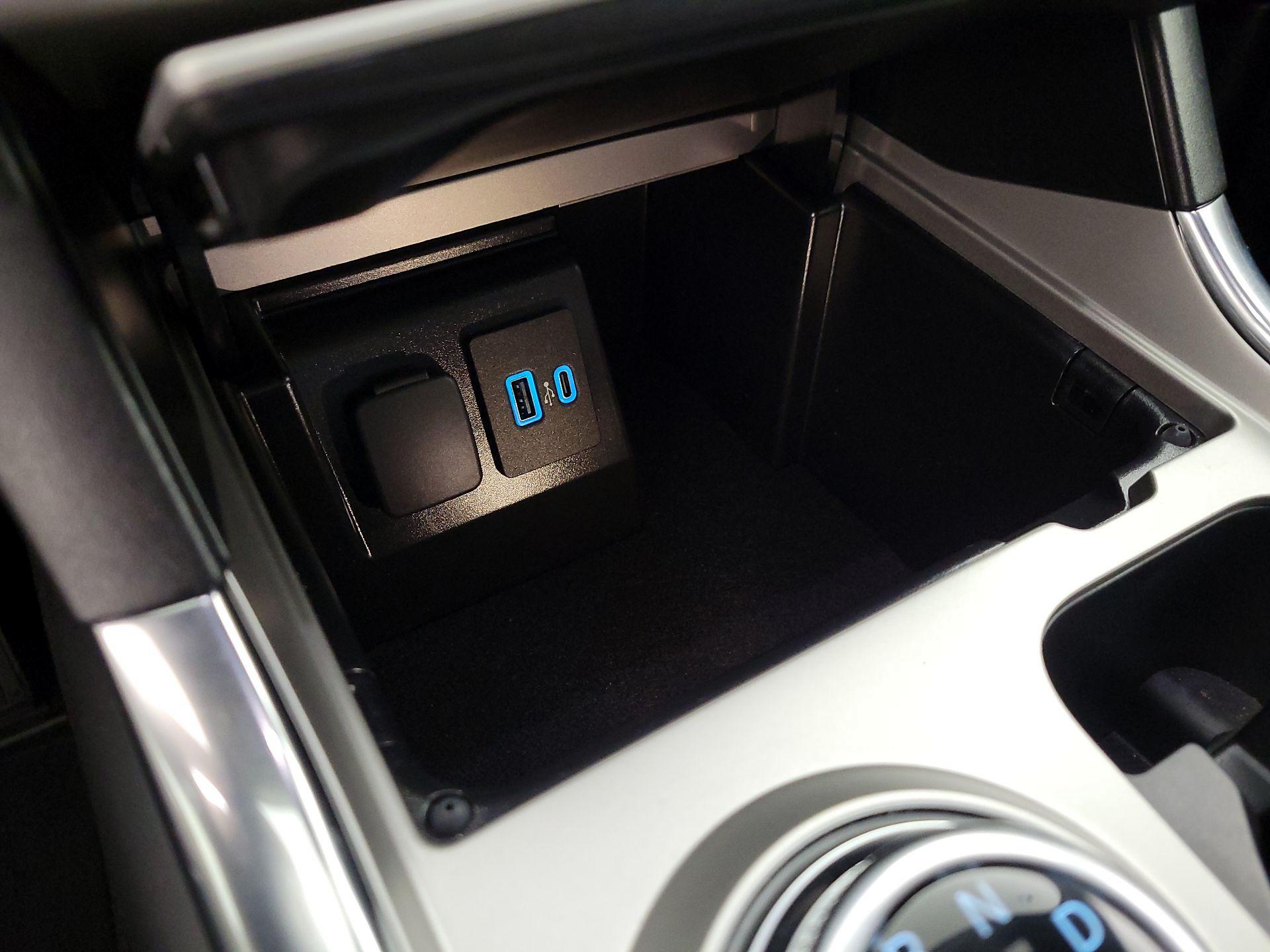 Thumbnail: 2023 Ford Explorer - 19