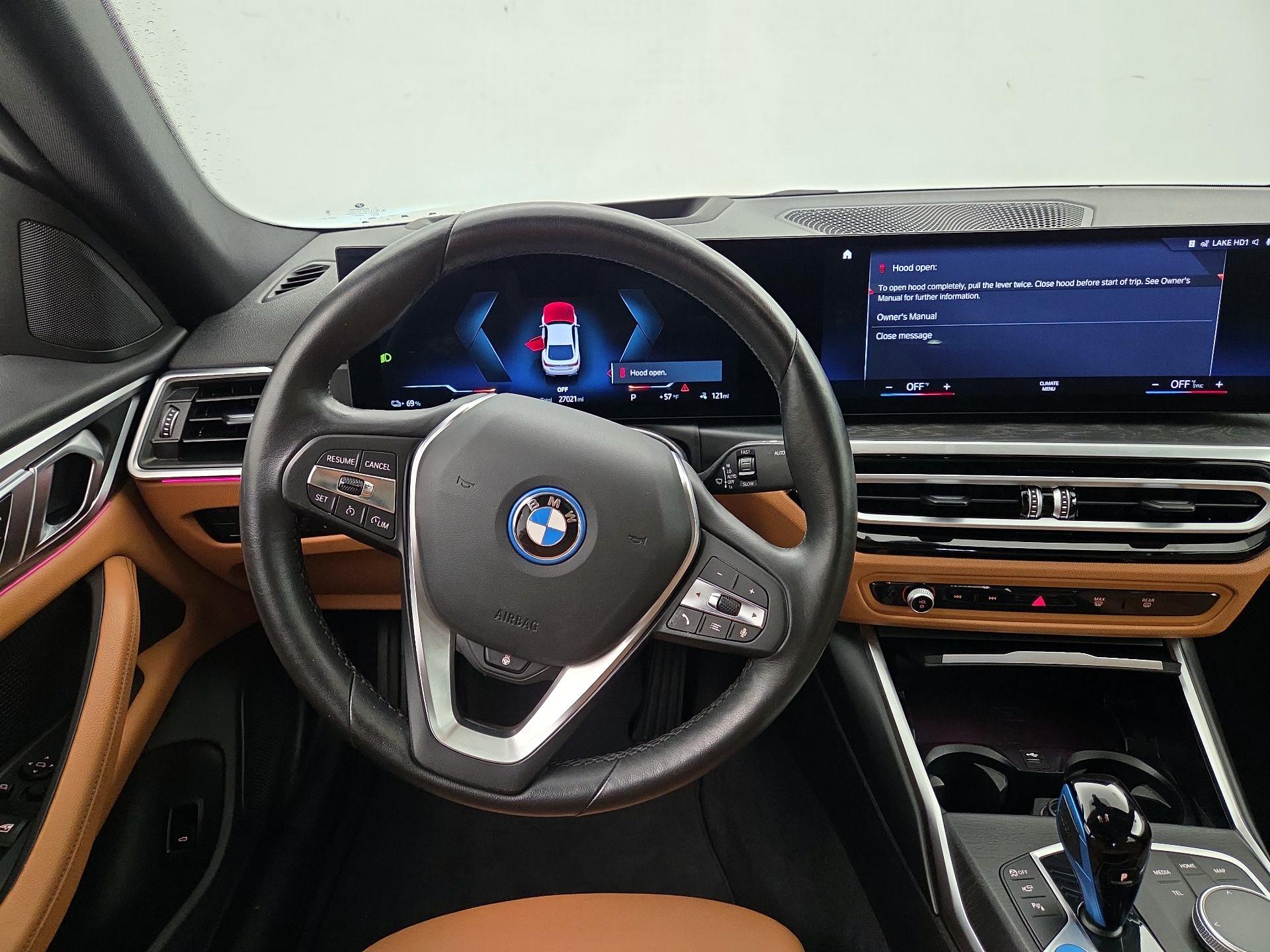 Thumbnail: 2023 BMW i4 - 10