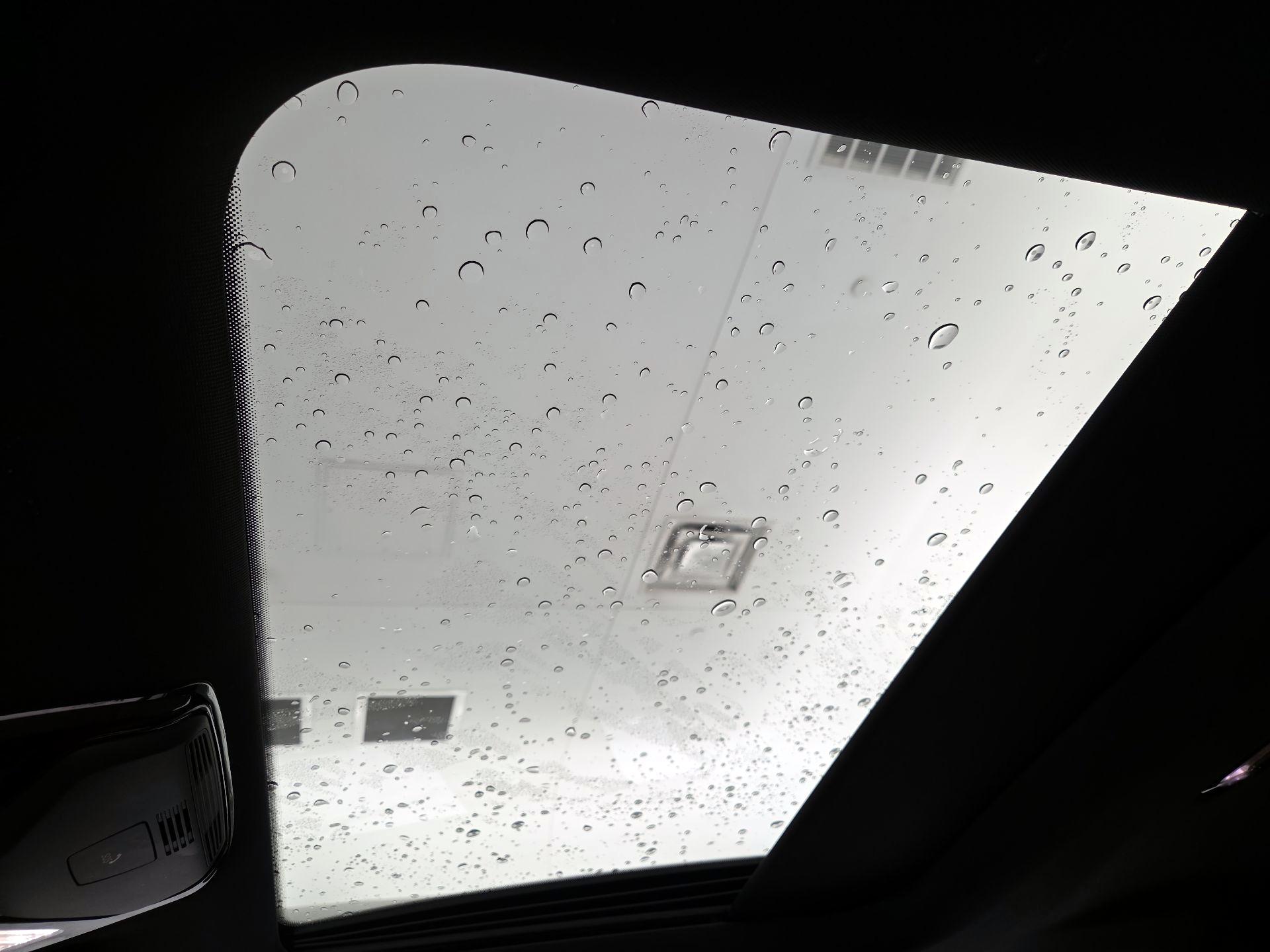 Thumbnail: 2023 BMW i4 - 19