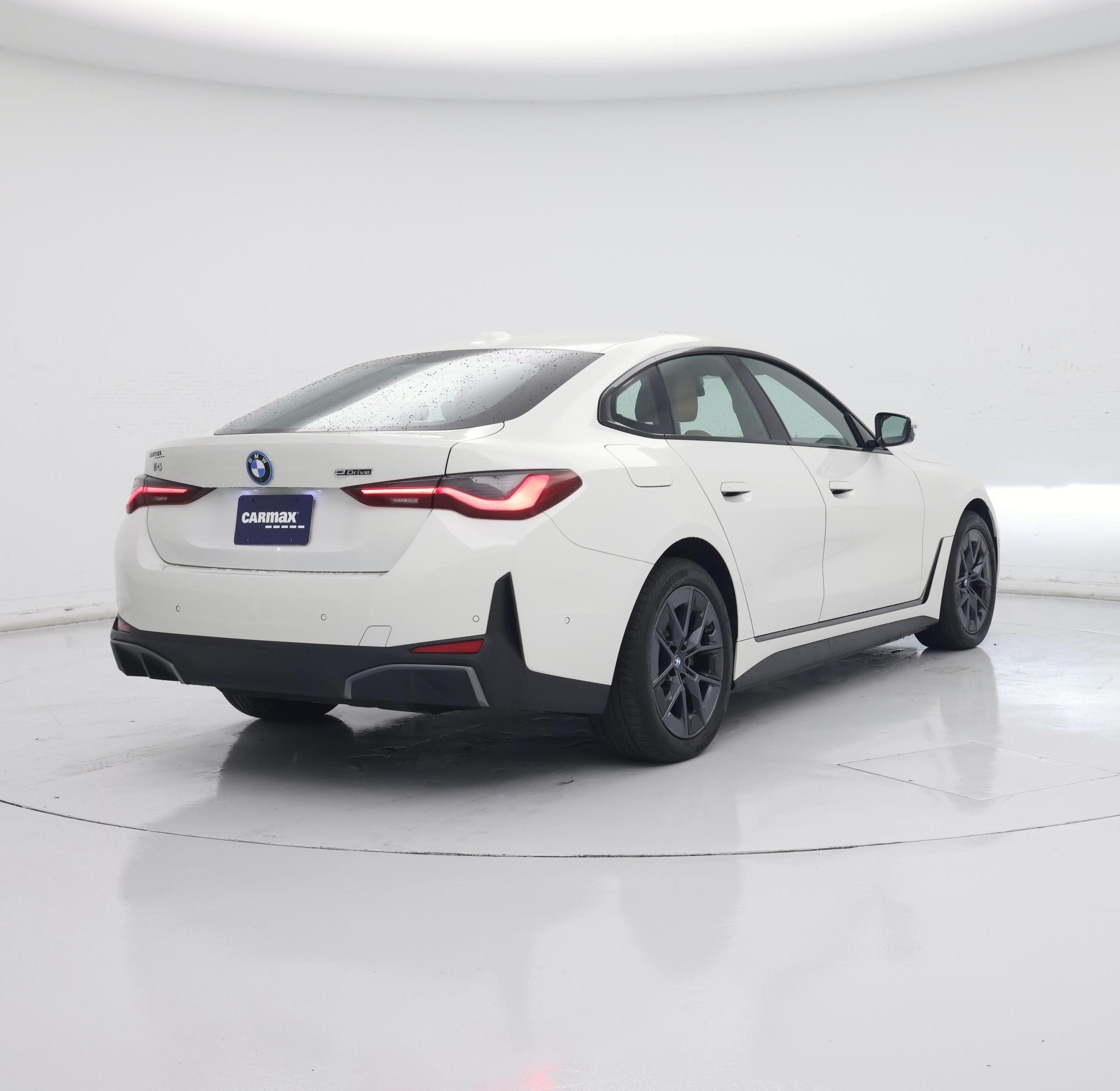 Thumbnail: 2023 BMW i4 - 8