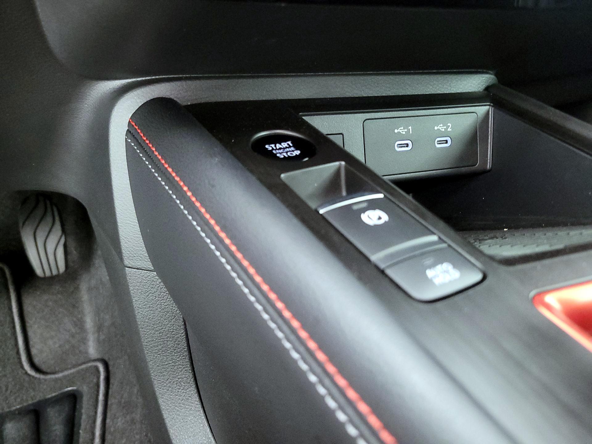 Thumbnail: 2025 Nissan Kicks - 18