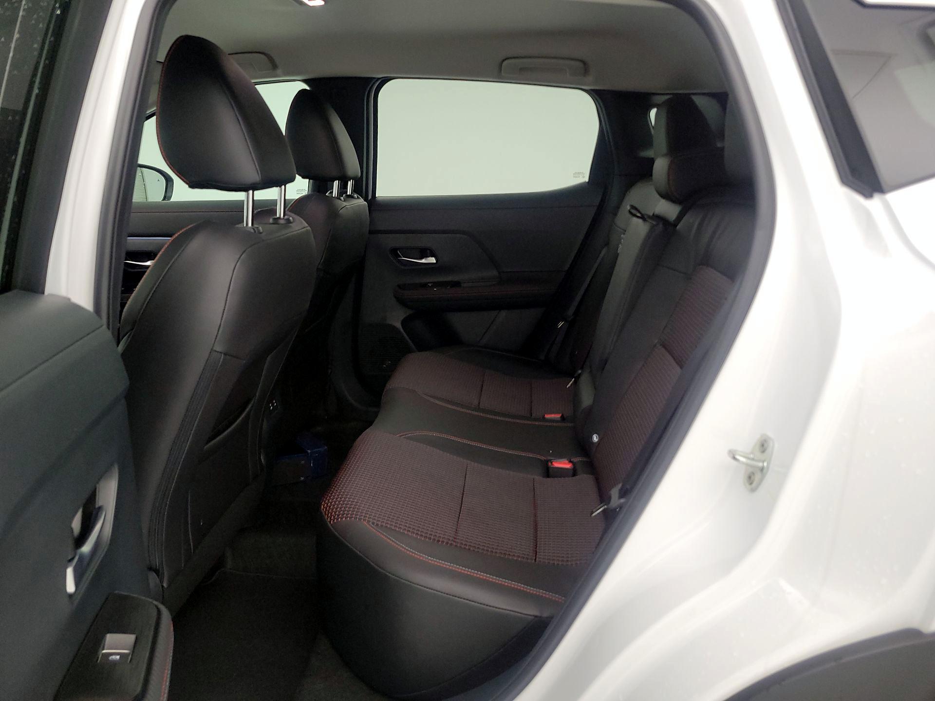 Thumbnail: 2025 Nissan Kicks - 19