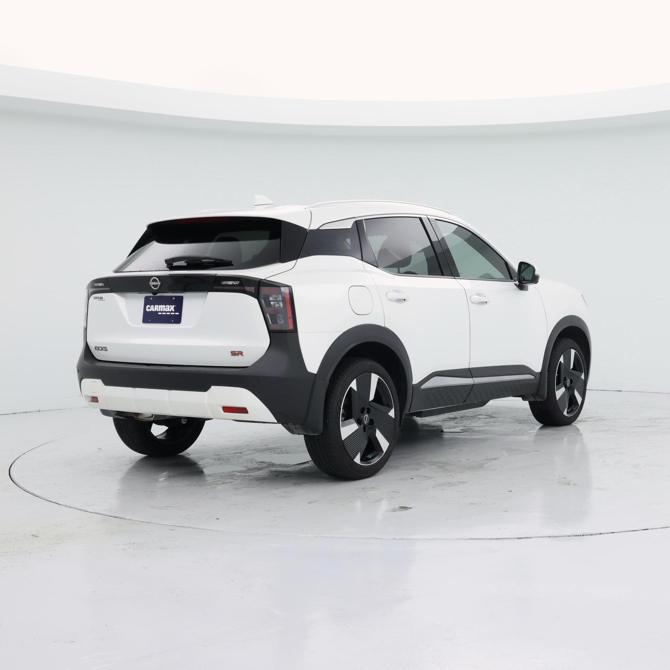 Thumbnail: 2025 Nissan Kicks - 8