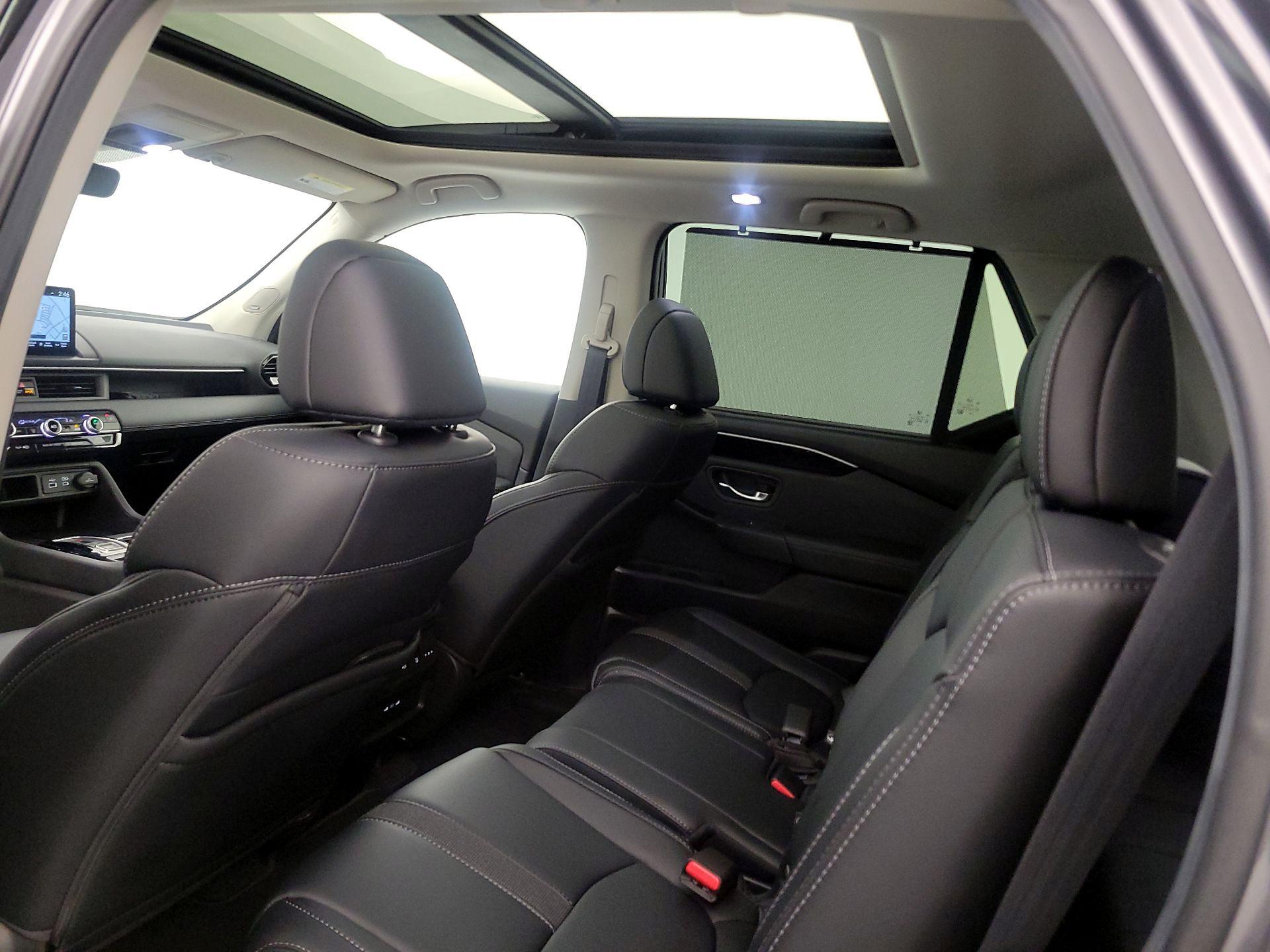 Thumbnail: 2025 Honda Pilot - 20