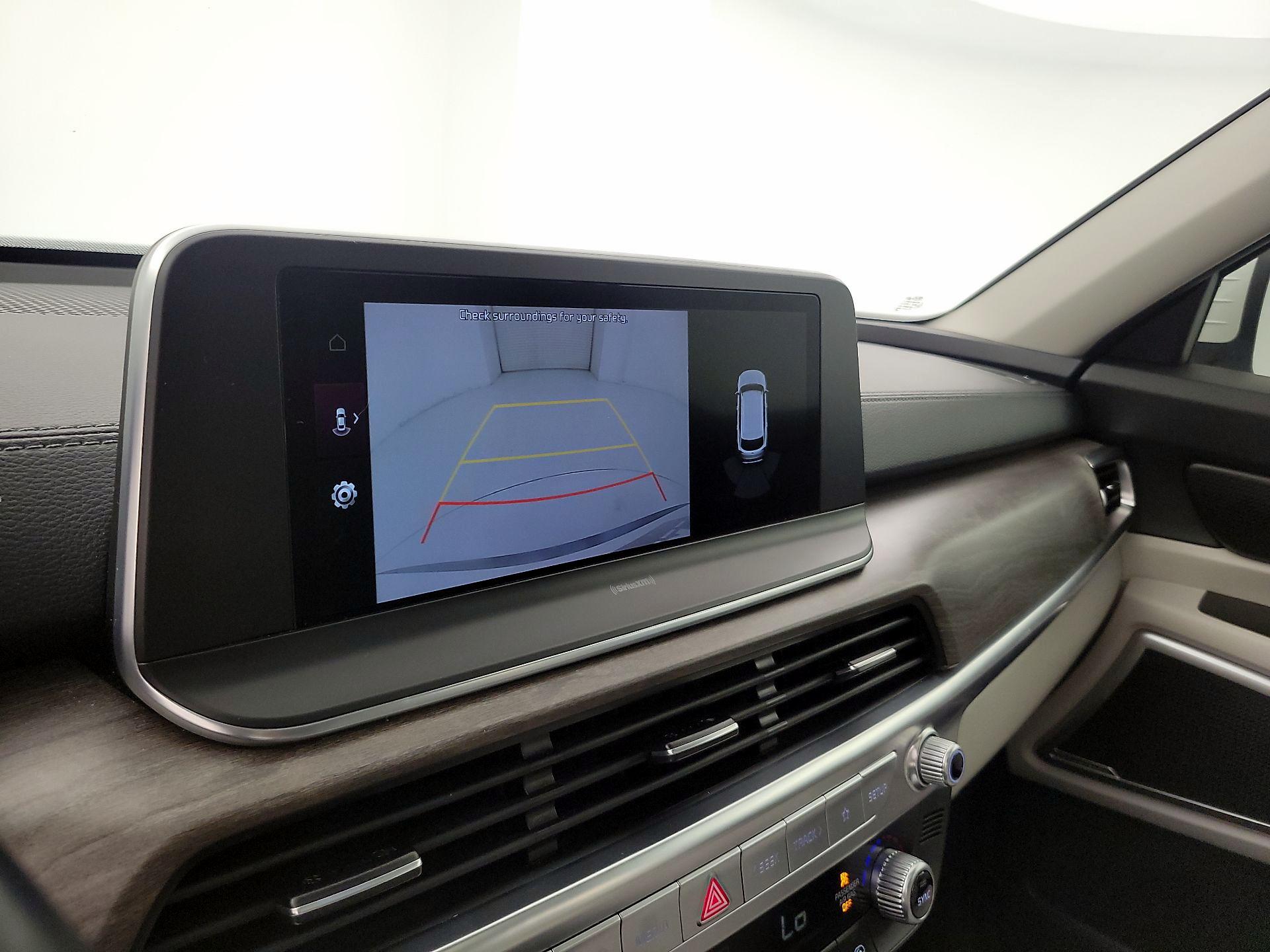 Thumbnail: 2020 Kia Telluride - 15