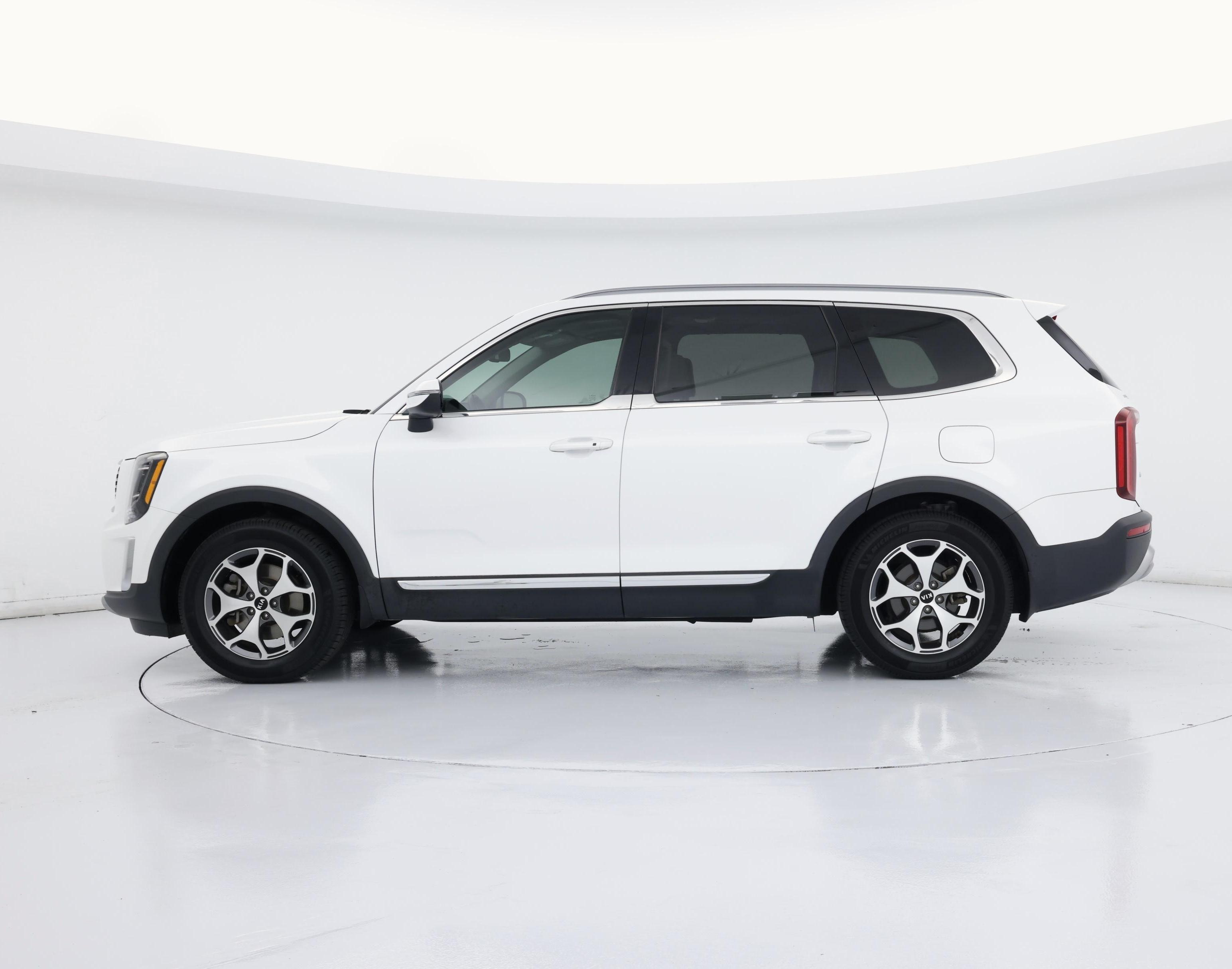 Thumbnail: 2020 Kia Telluride - 3