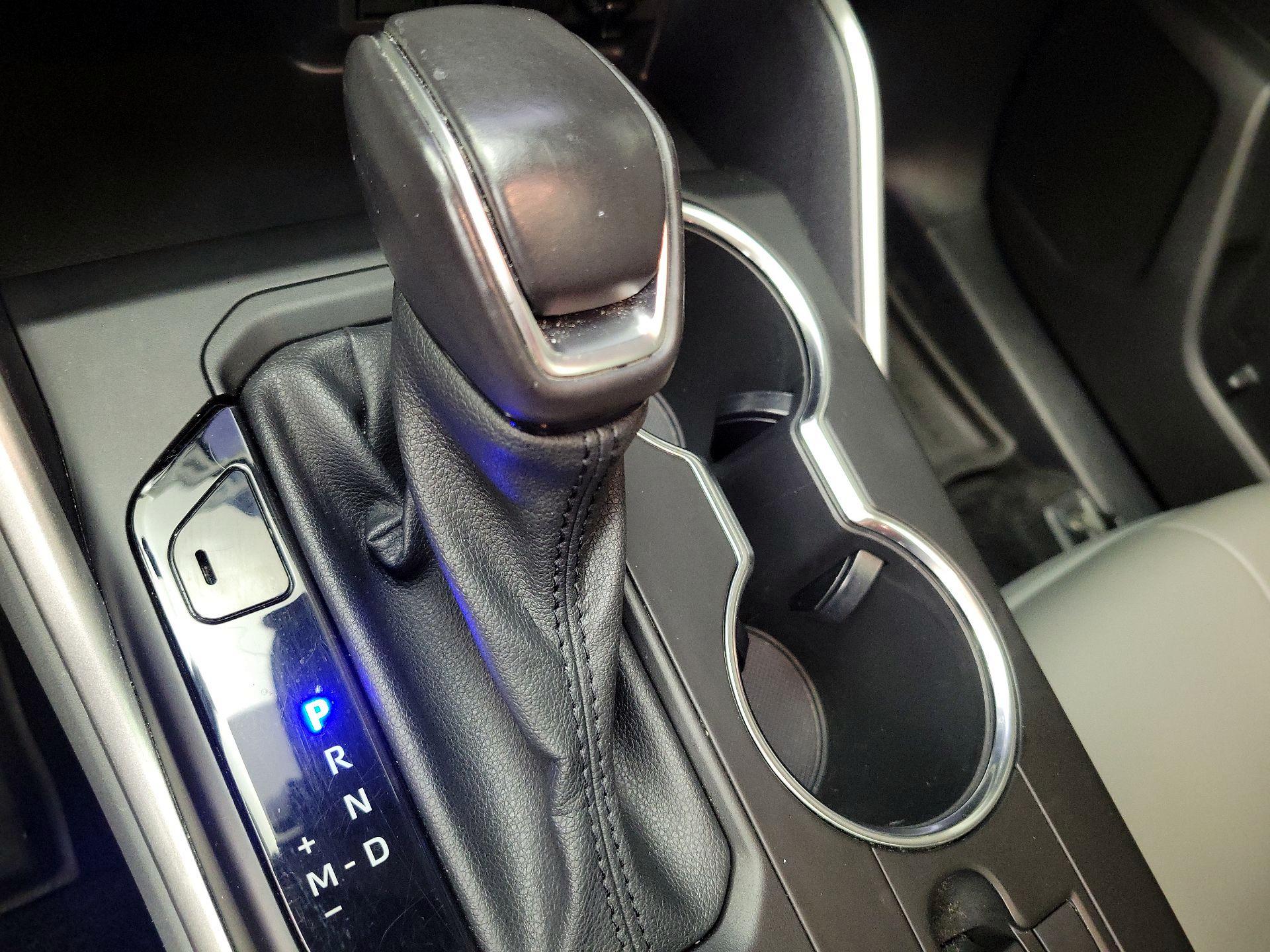 Thumbnail: 2021 Toyota Highlander - 17