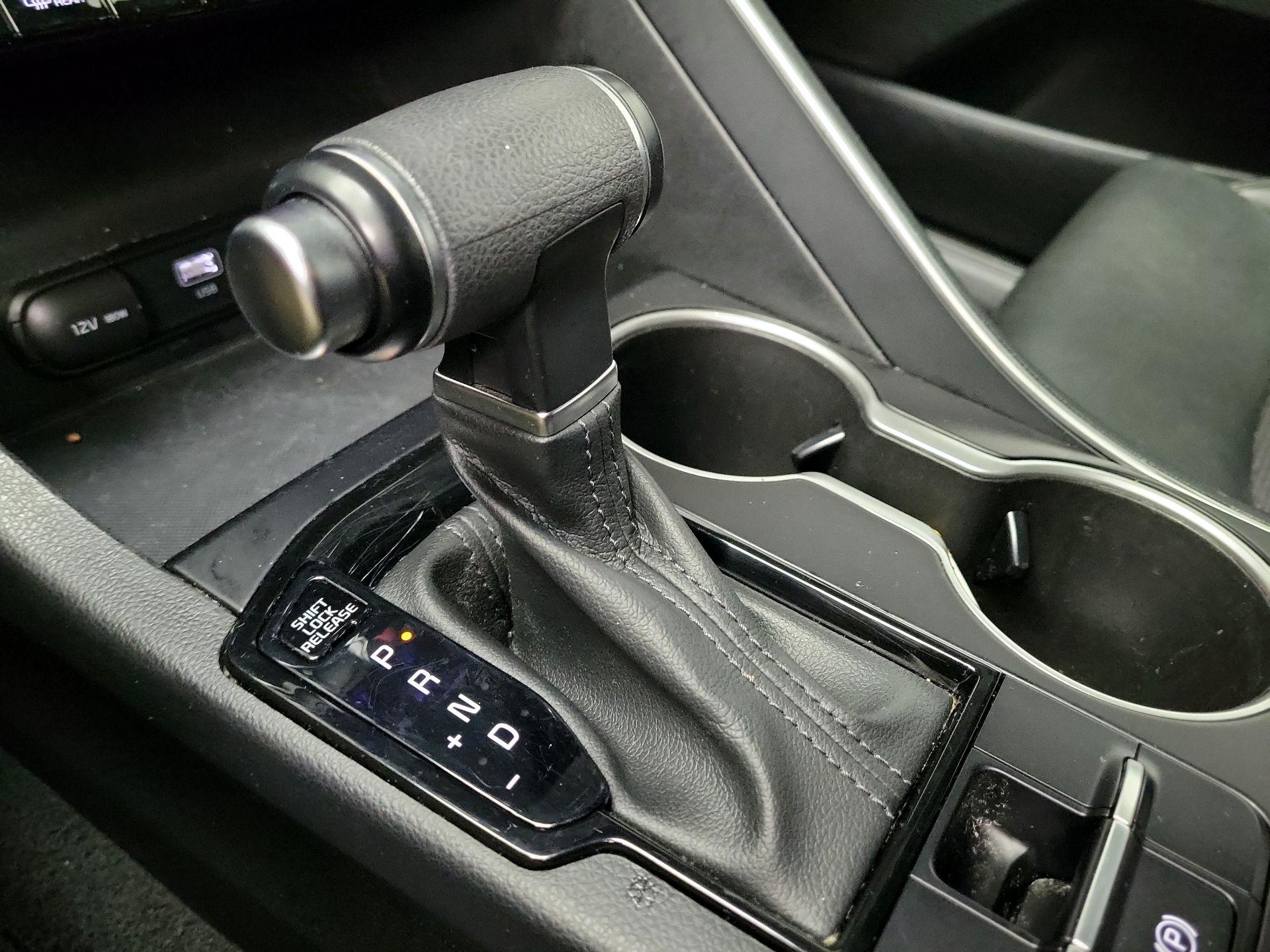 Thumbnail: 2022 Kia K5 - 17