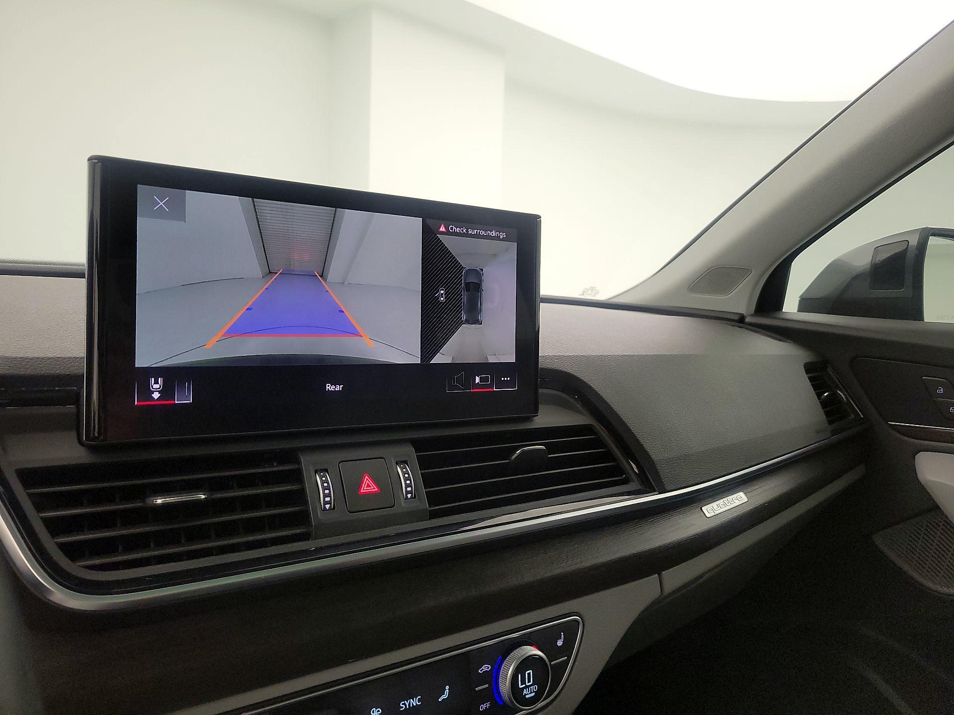 Thumbnail: 2022 Audi Q5 - 14