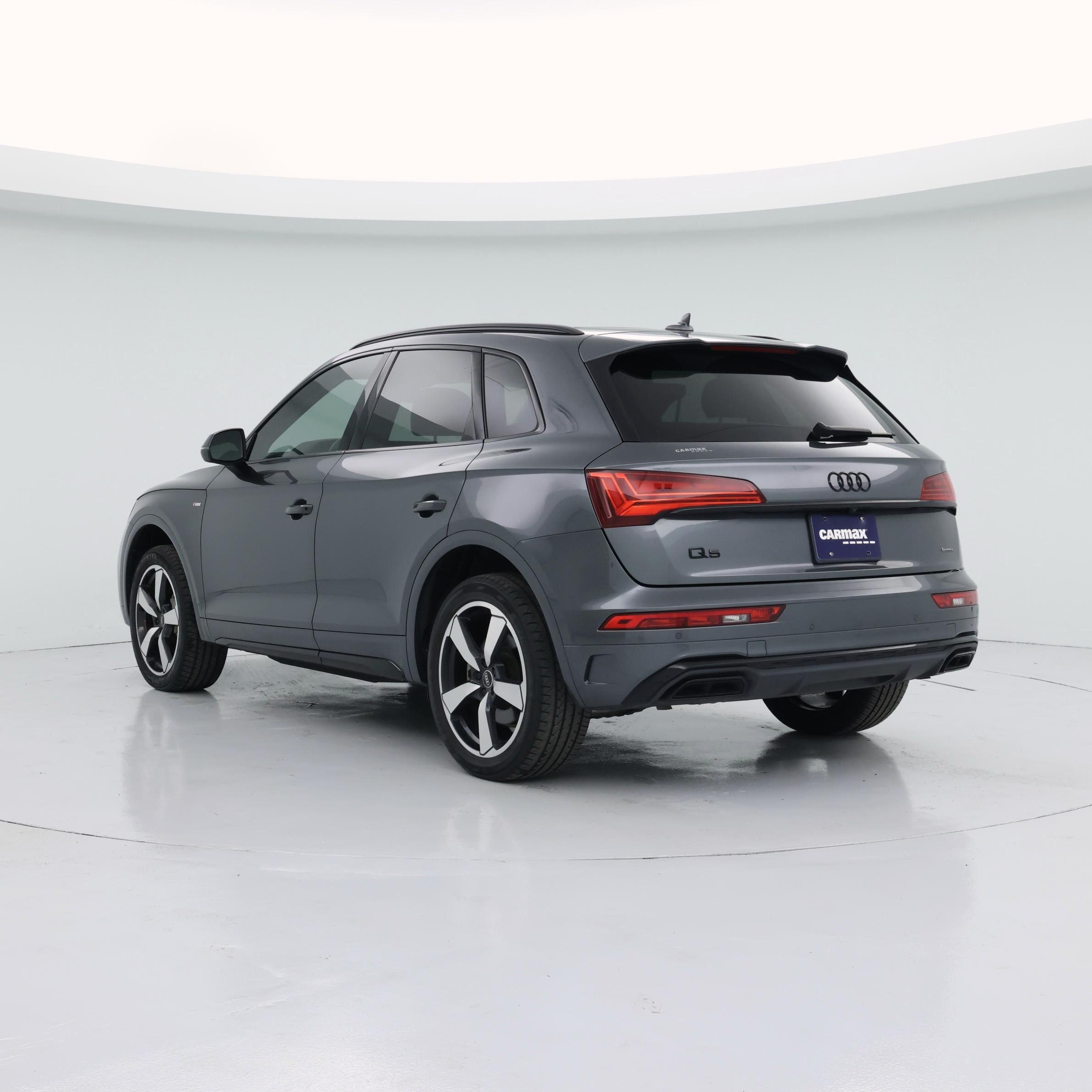 Thumbnail: 2022 Audi Q5 - 2