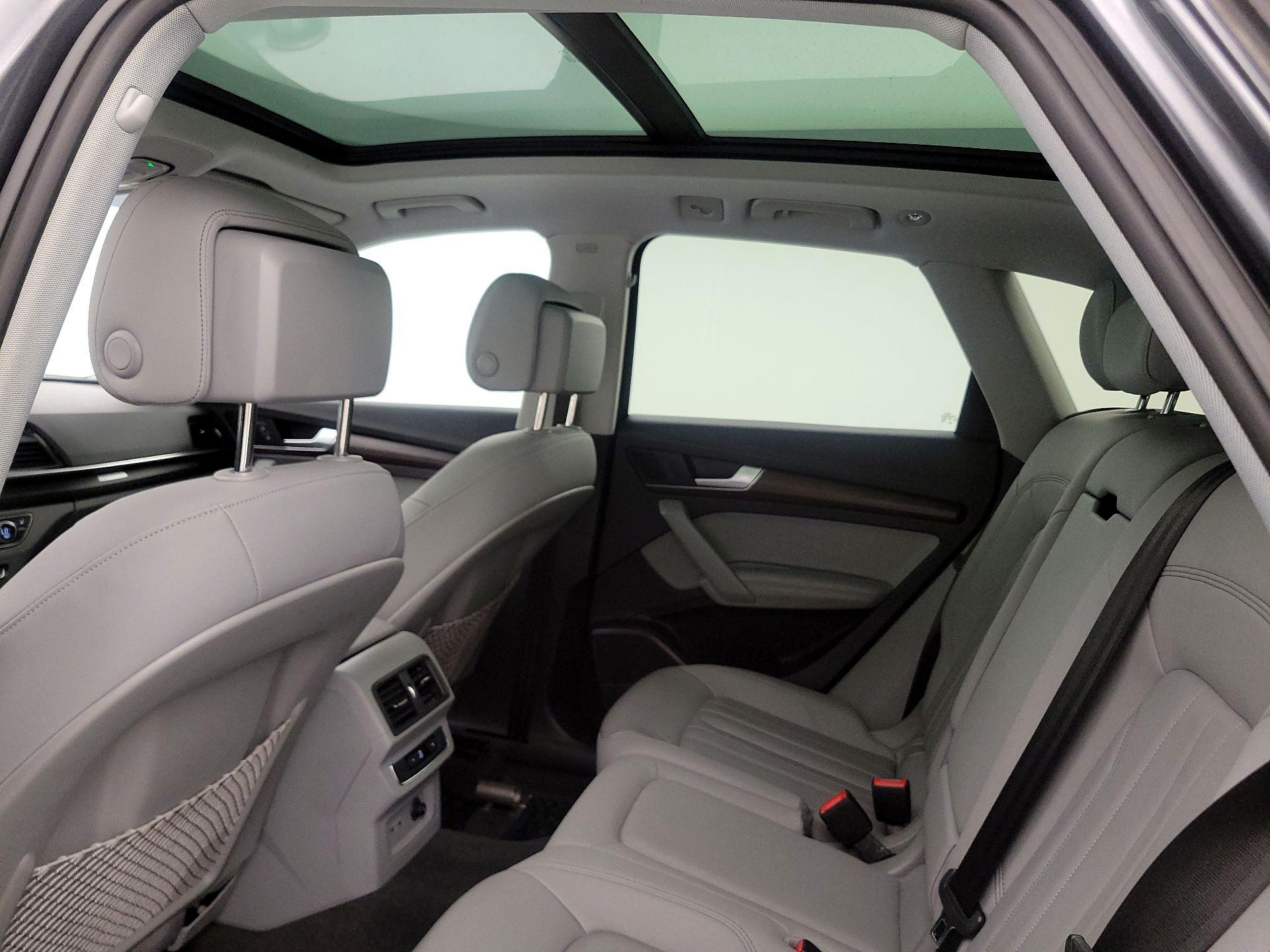 Thumbnail: 2022 Audi Q5 - 19