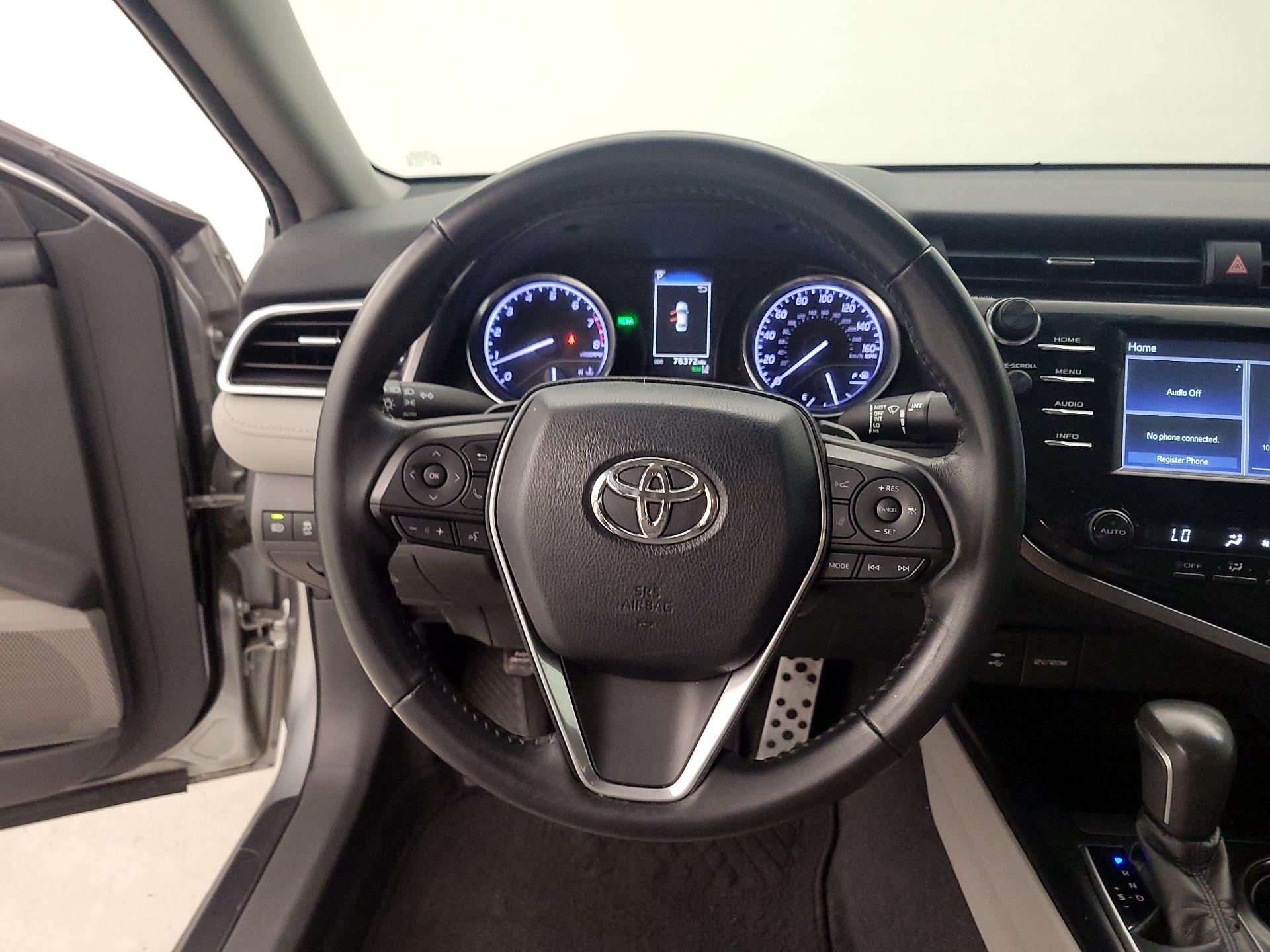 Thumbnail: 2018 Toyota Camry - 10