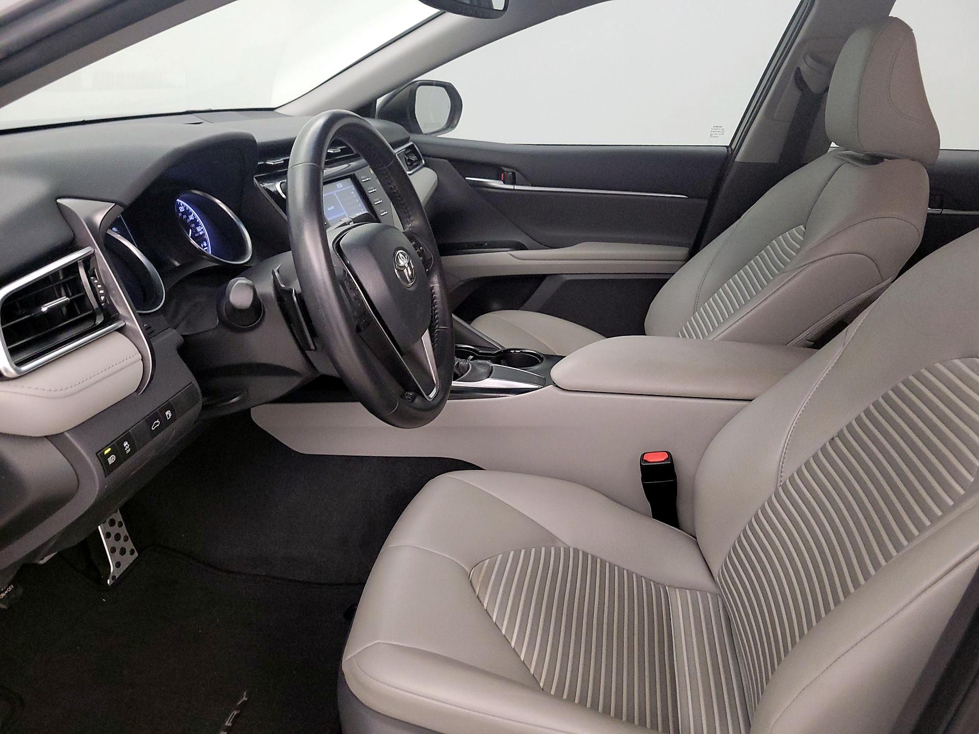 Thumbnail: 2018 Toyota Camry - 11