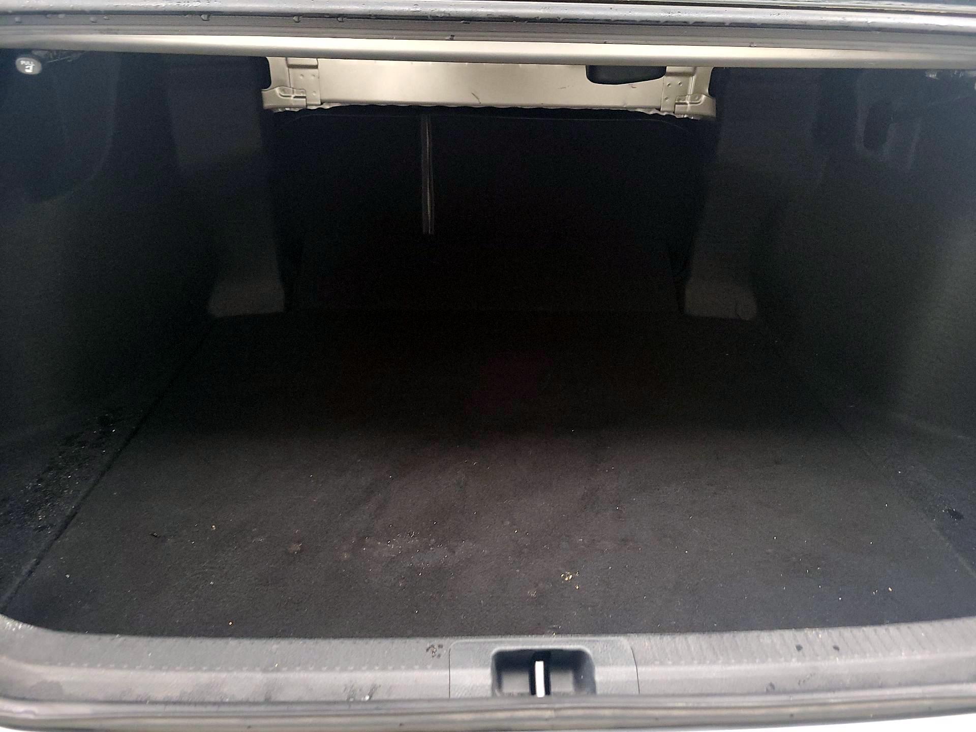 Thumbnail: 2018 Toyota Camry - 20