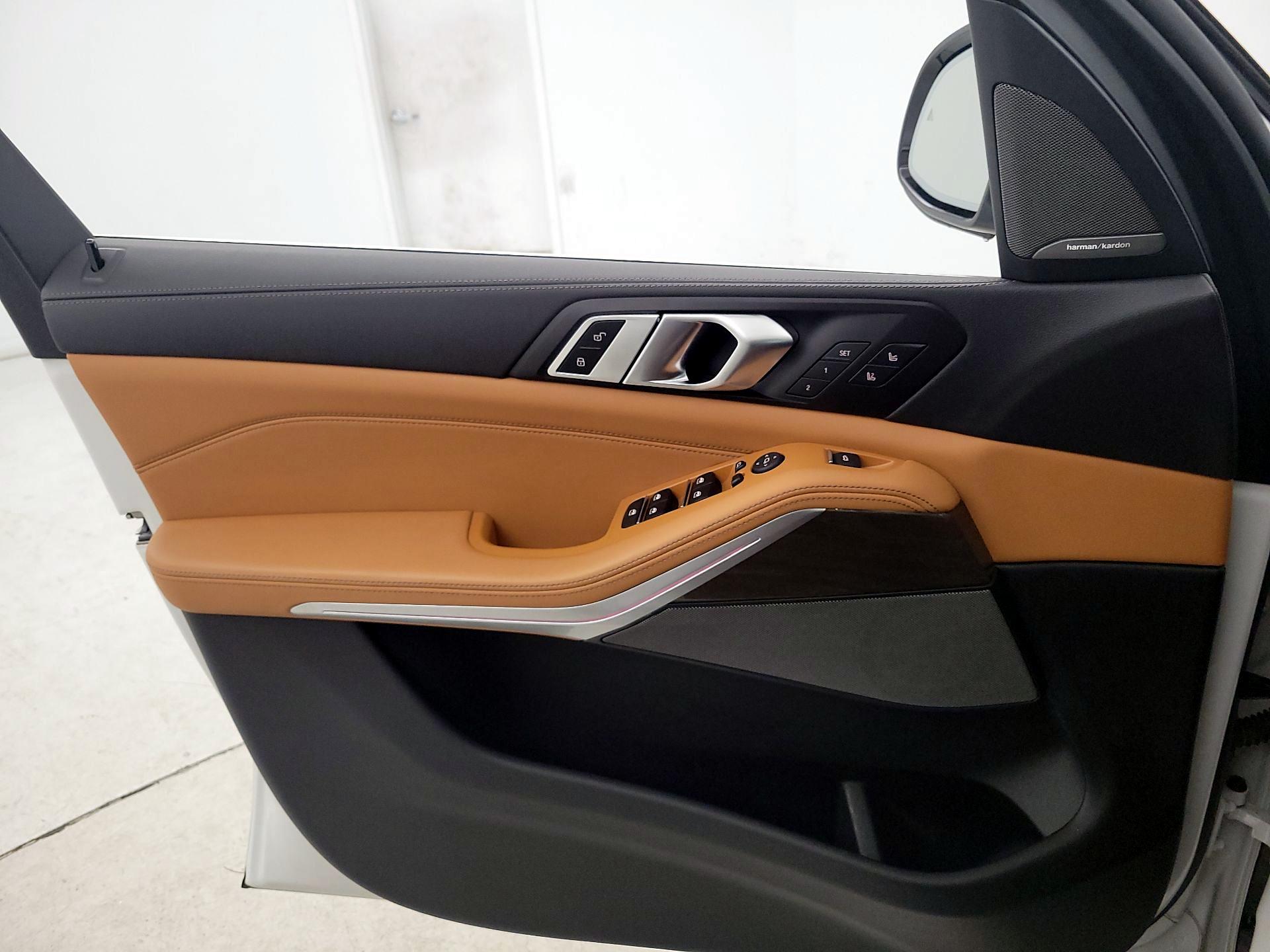 Thumbnail: 2023 BMW X5 - 12