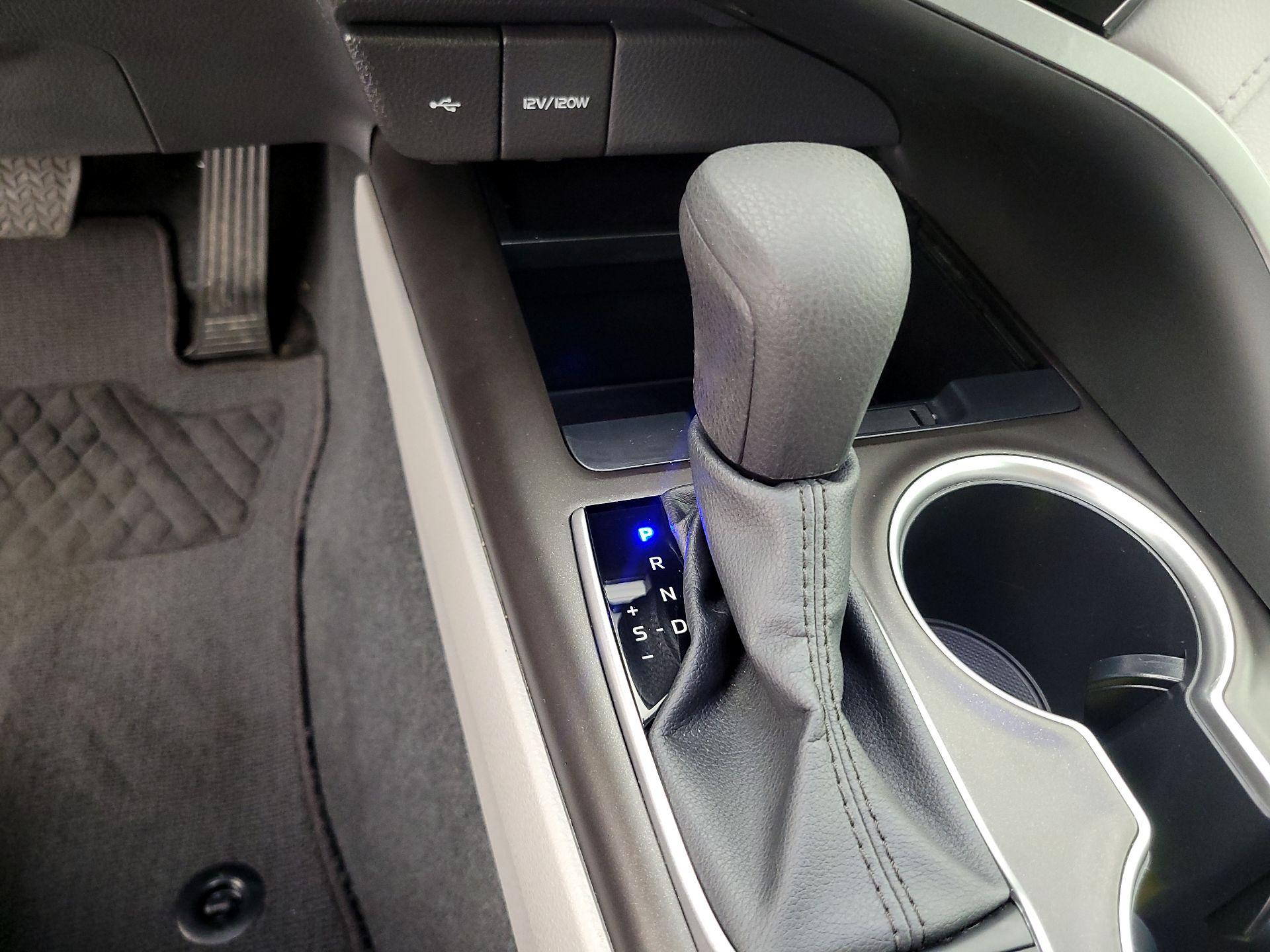 Thumbnail: 2023 Toyota Camry - 17