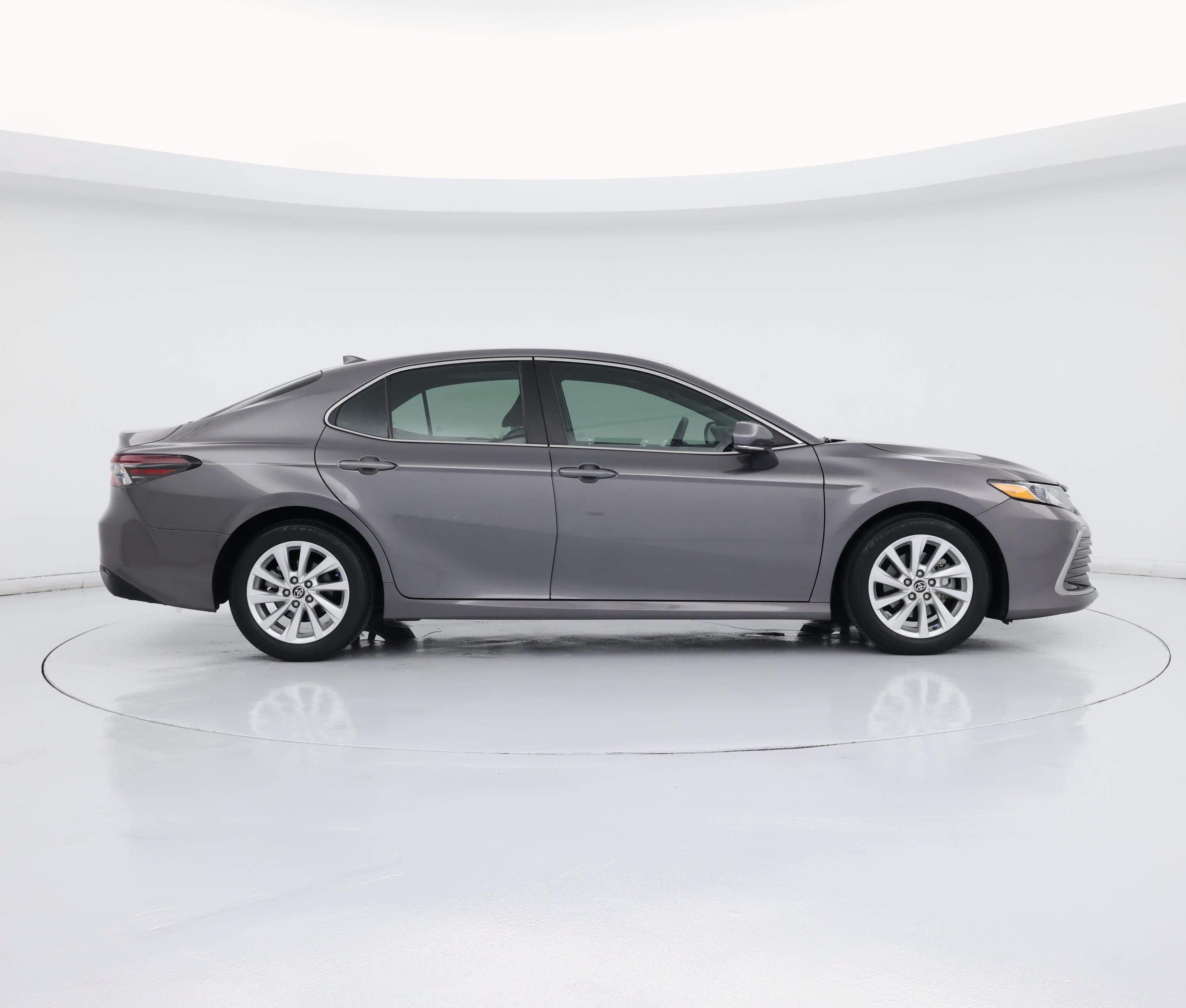 Thumbnail: 2023 Toyota Camry - 7