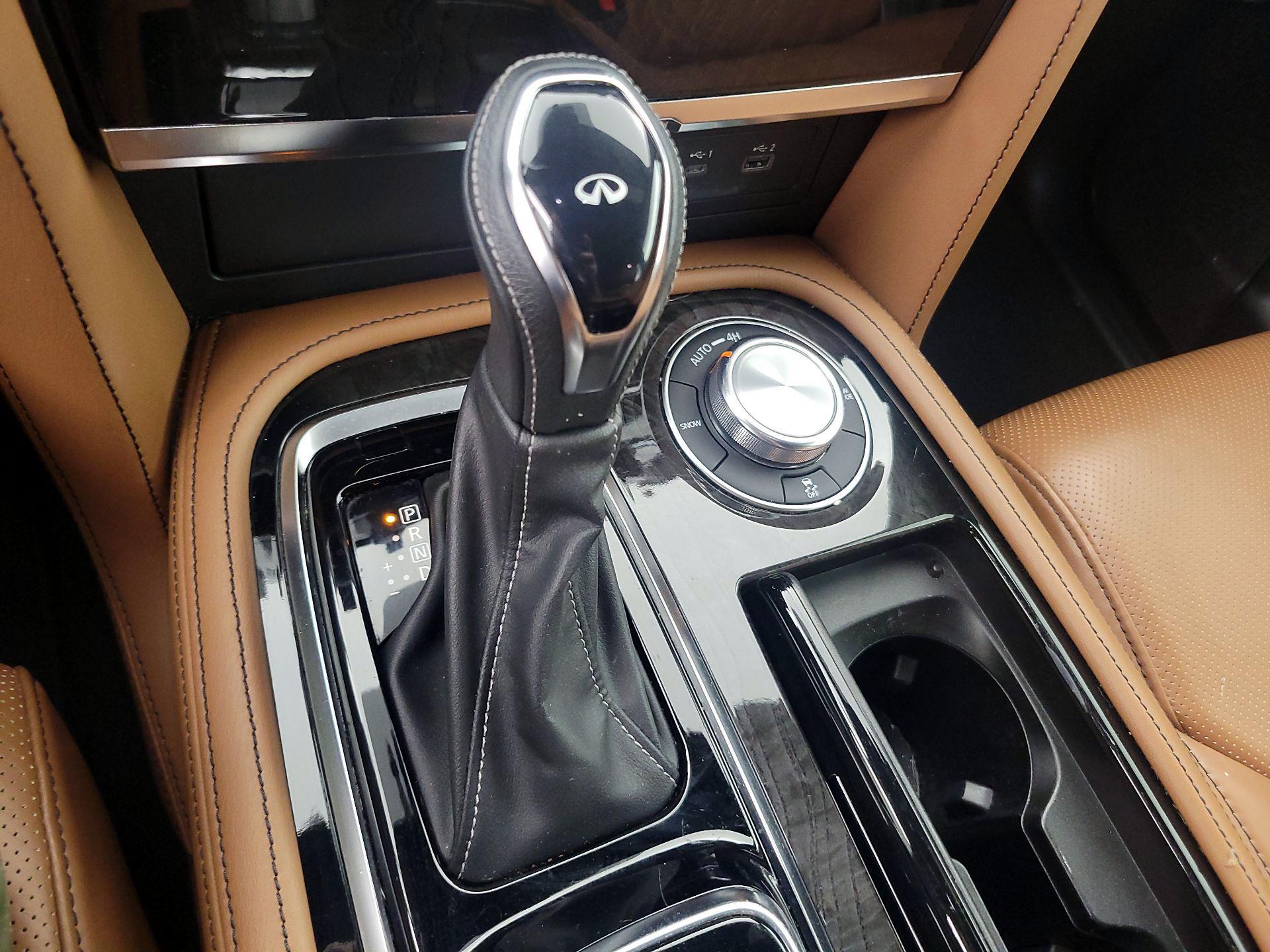 Thumbnail: 2023 INFINITI QX80 - 18