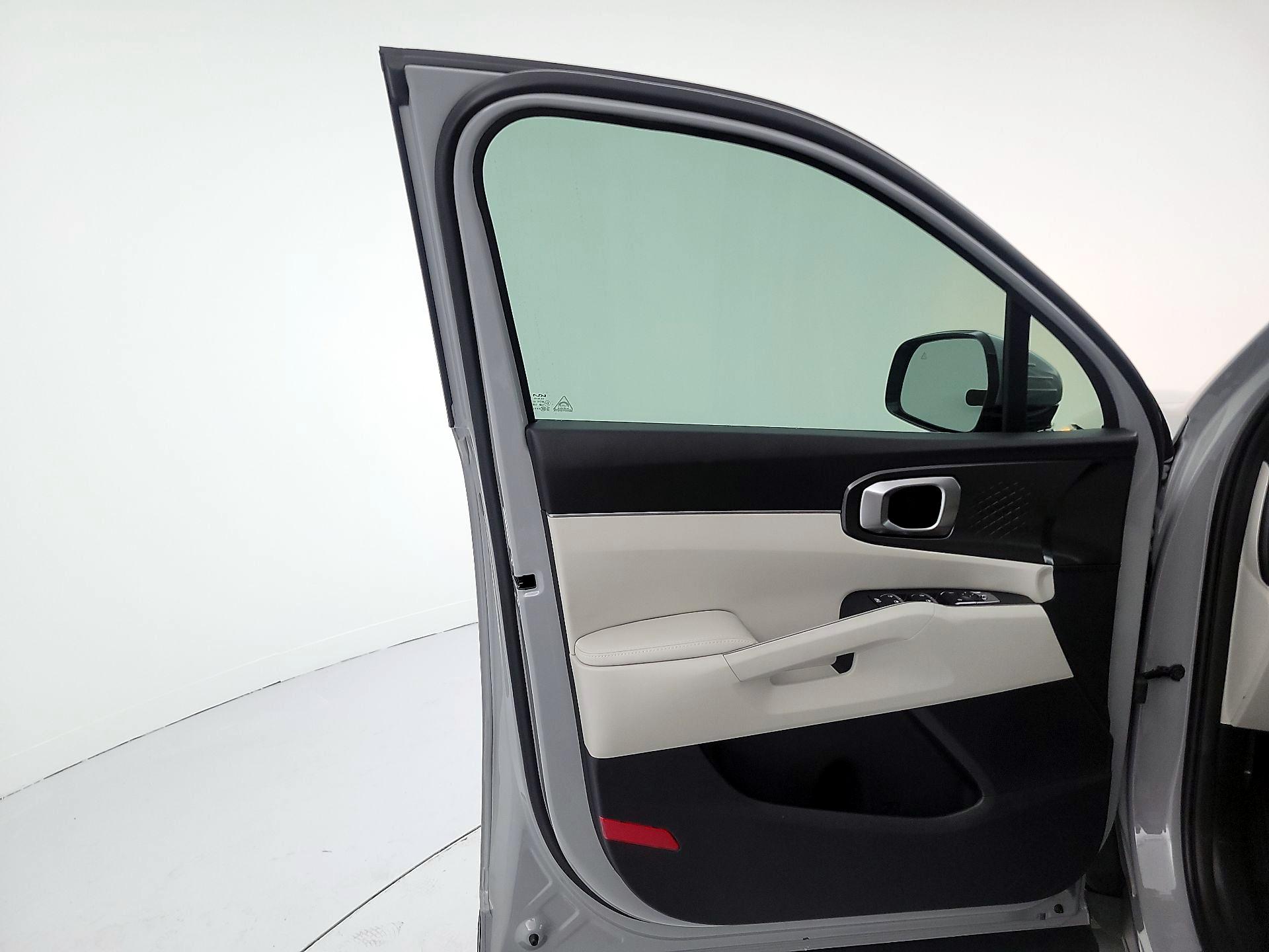 Thumbnail: 2025 Kia Sorento - 12