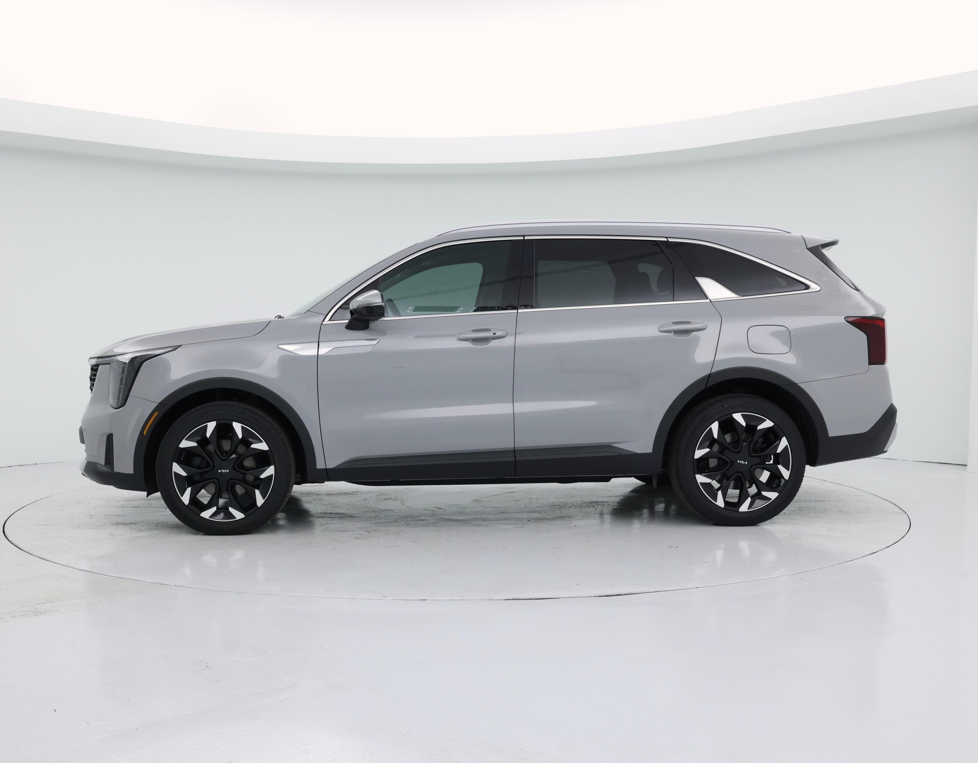 Thumbnail: 2025 Kia Sorento - 3