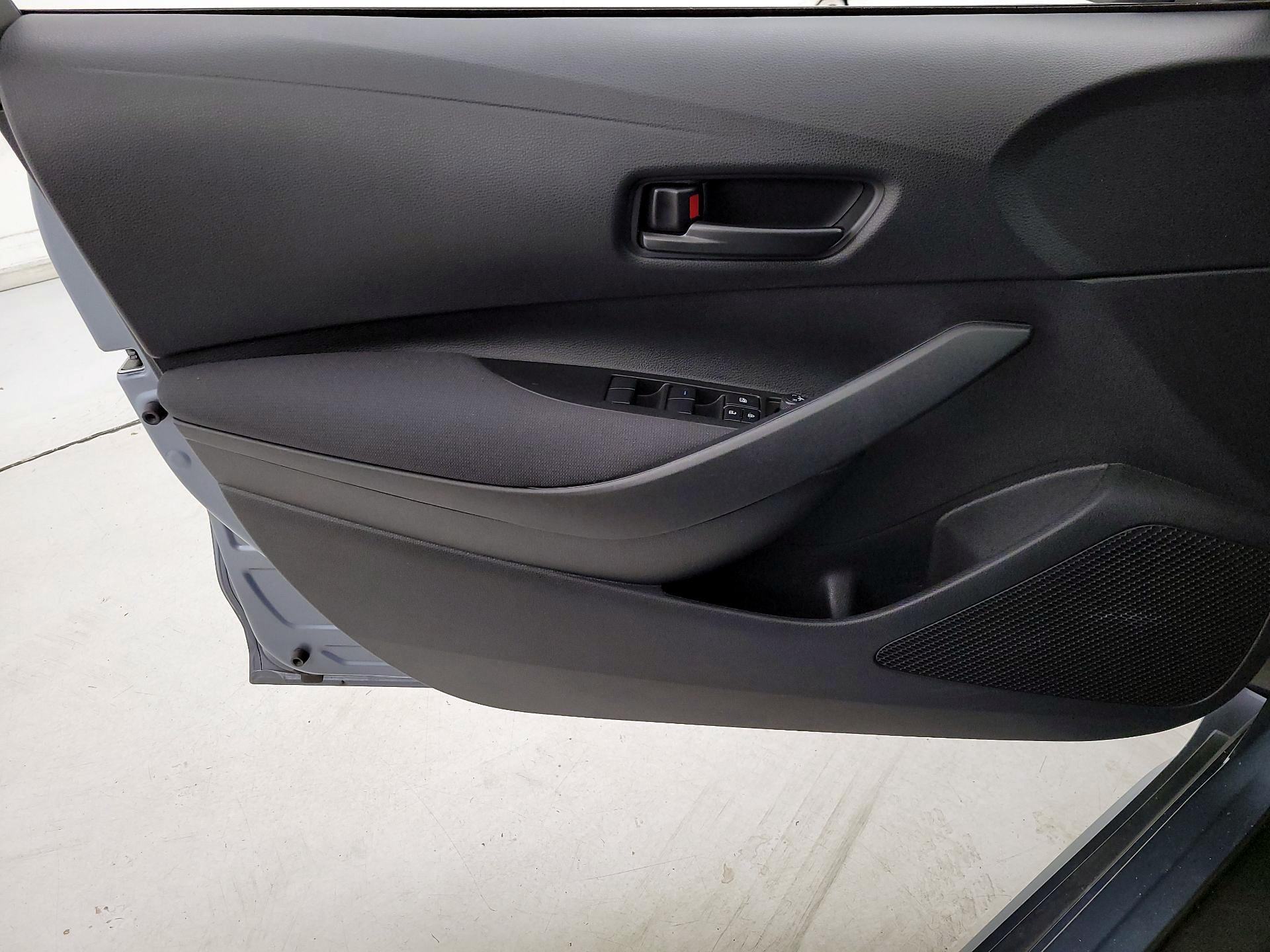 Thumbnail: 2025 Toyota Corolla - 12